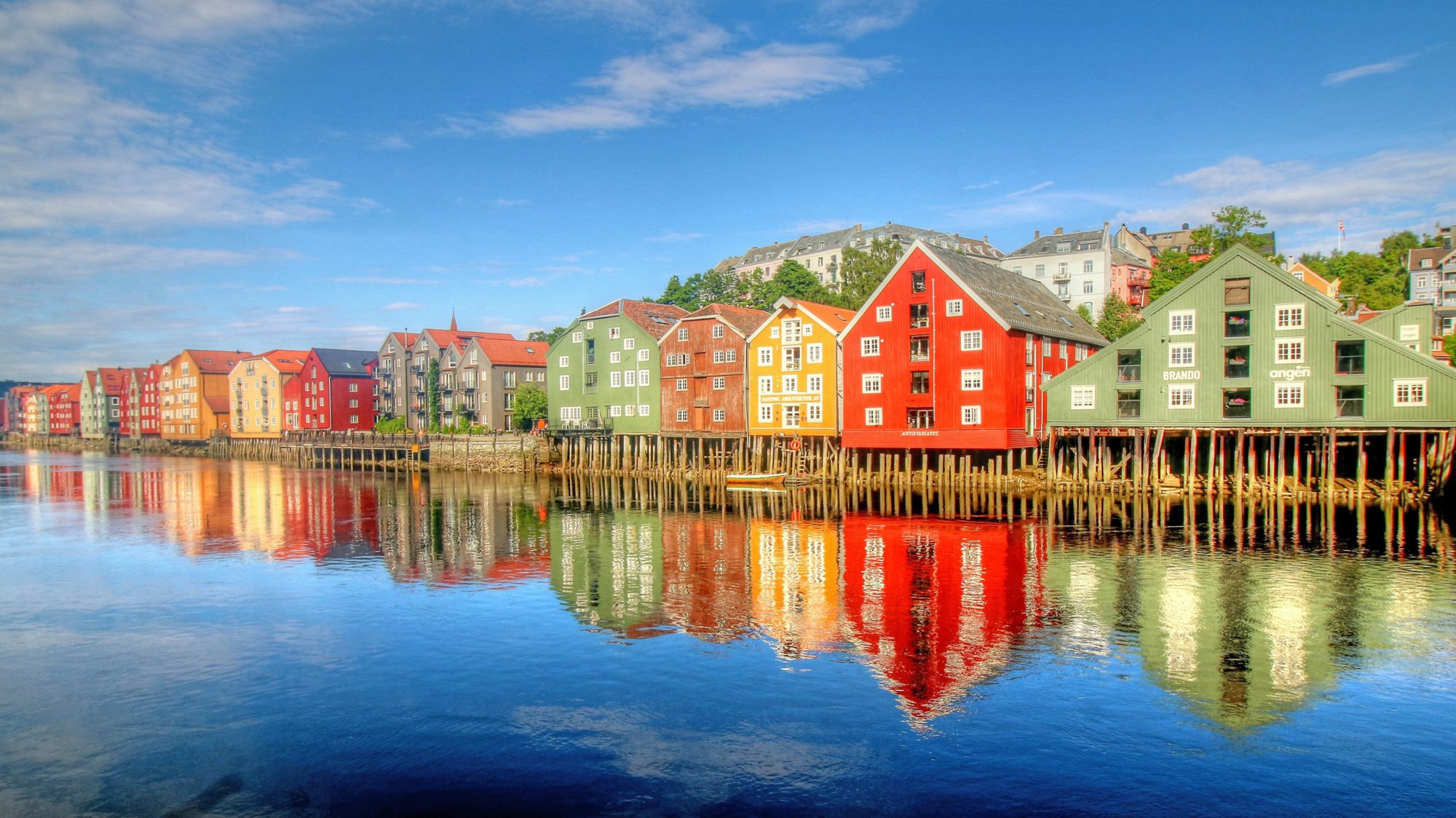 Bunte Gebäude in Trondheim, Norwegen