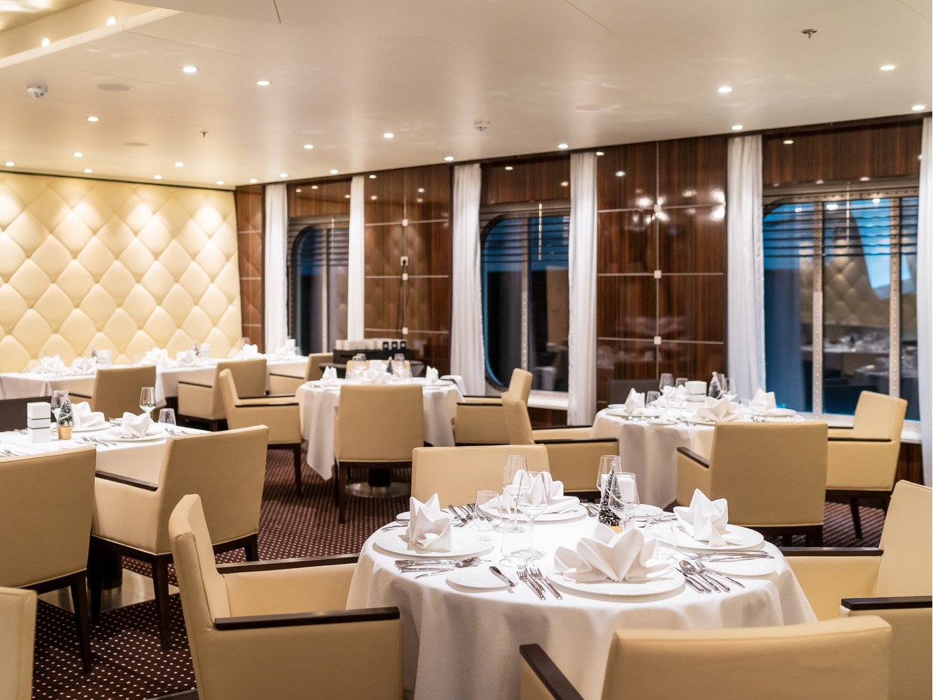 Innenbereich des Gourmet-Restaurants Rossini