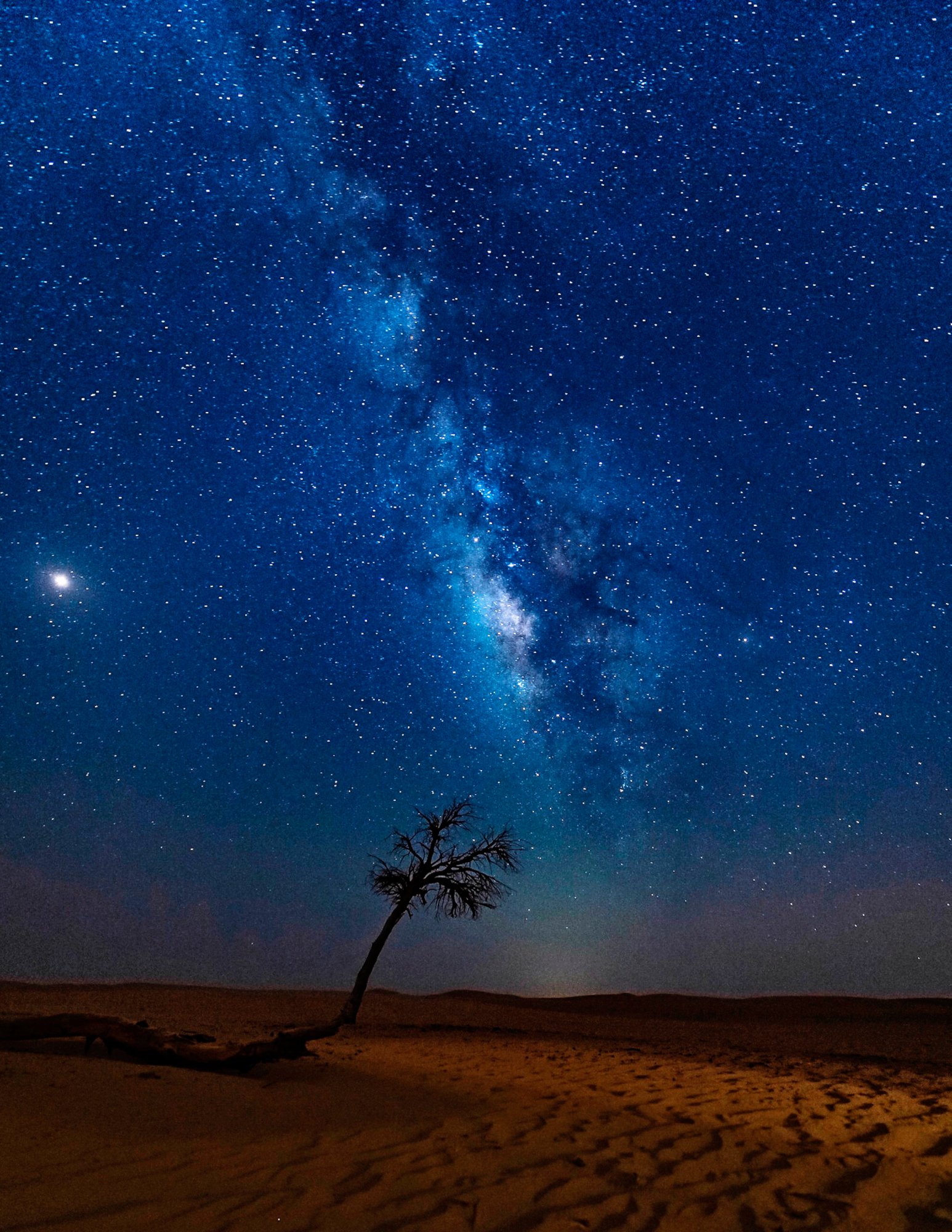 SCENIC VIEW OF LAND AGAINST SKY