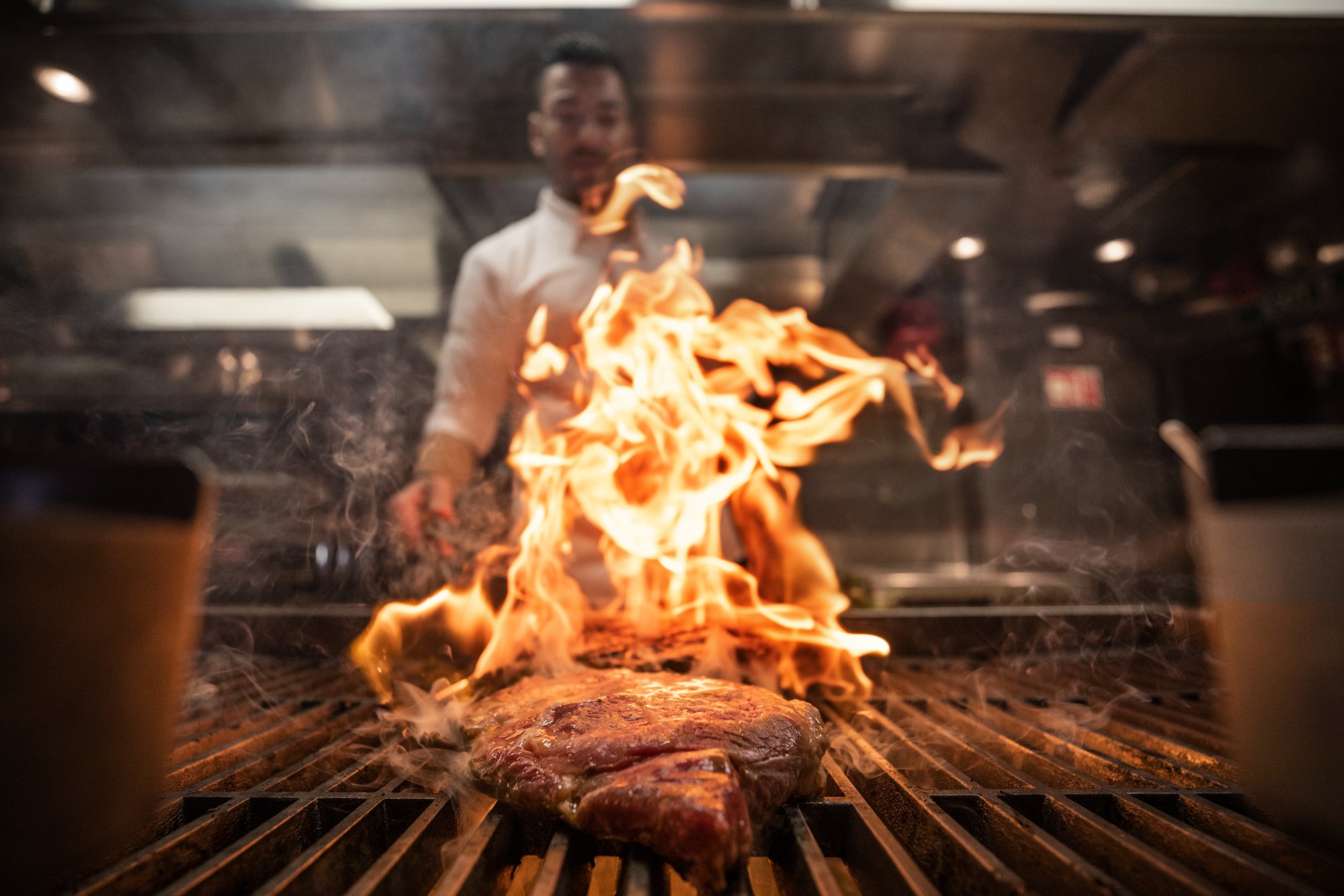 Steak Zubereitung im Churrascaria Steakhouse