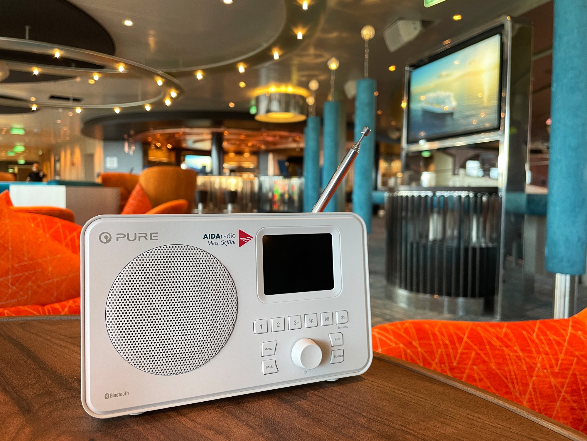 AIDAradio mit Antenne