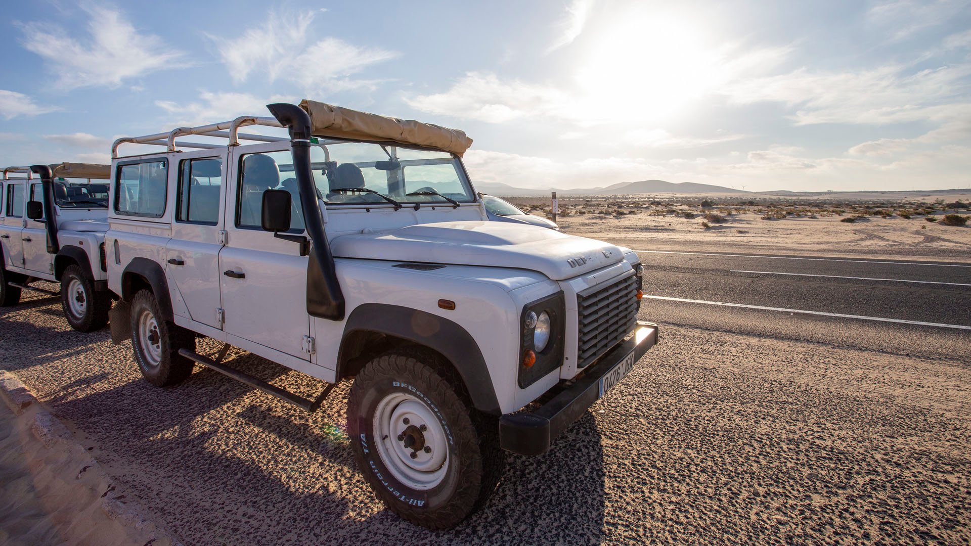 Mit Lok und Allrad durch das Wadi Rum