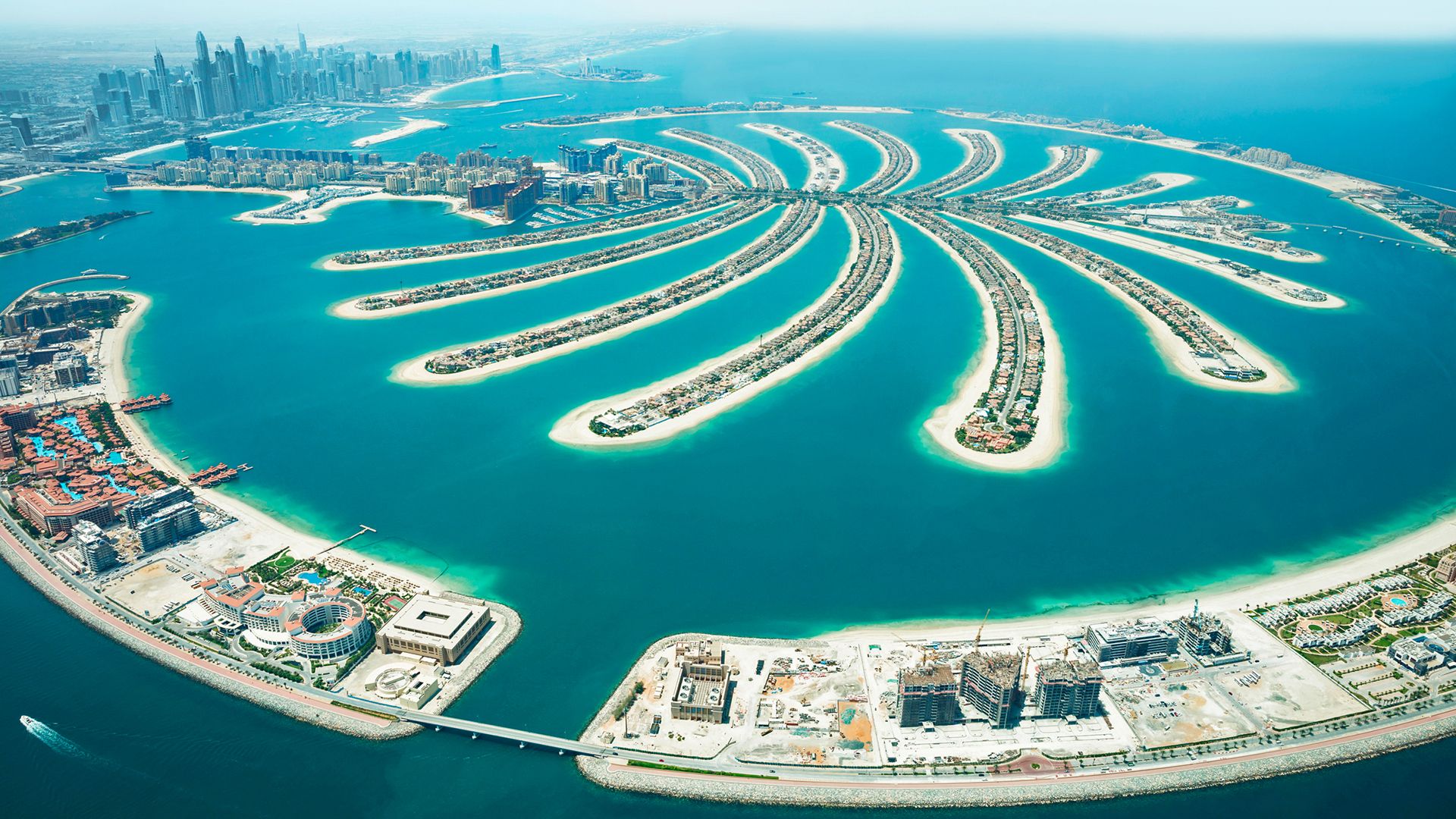 The View bei Sonnenaufgang – Dubai erwacht in Gold