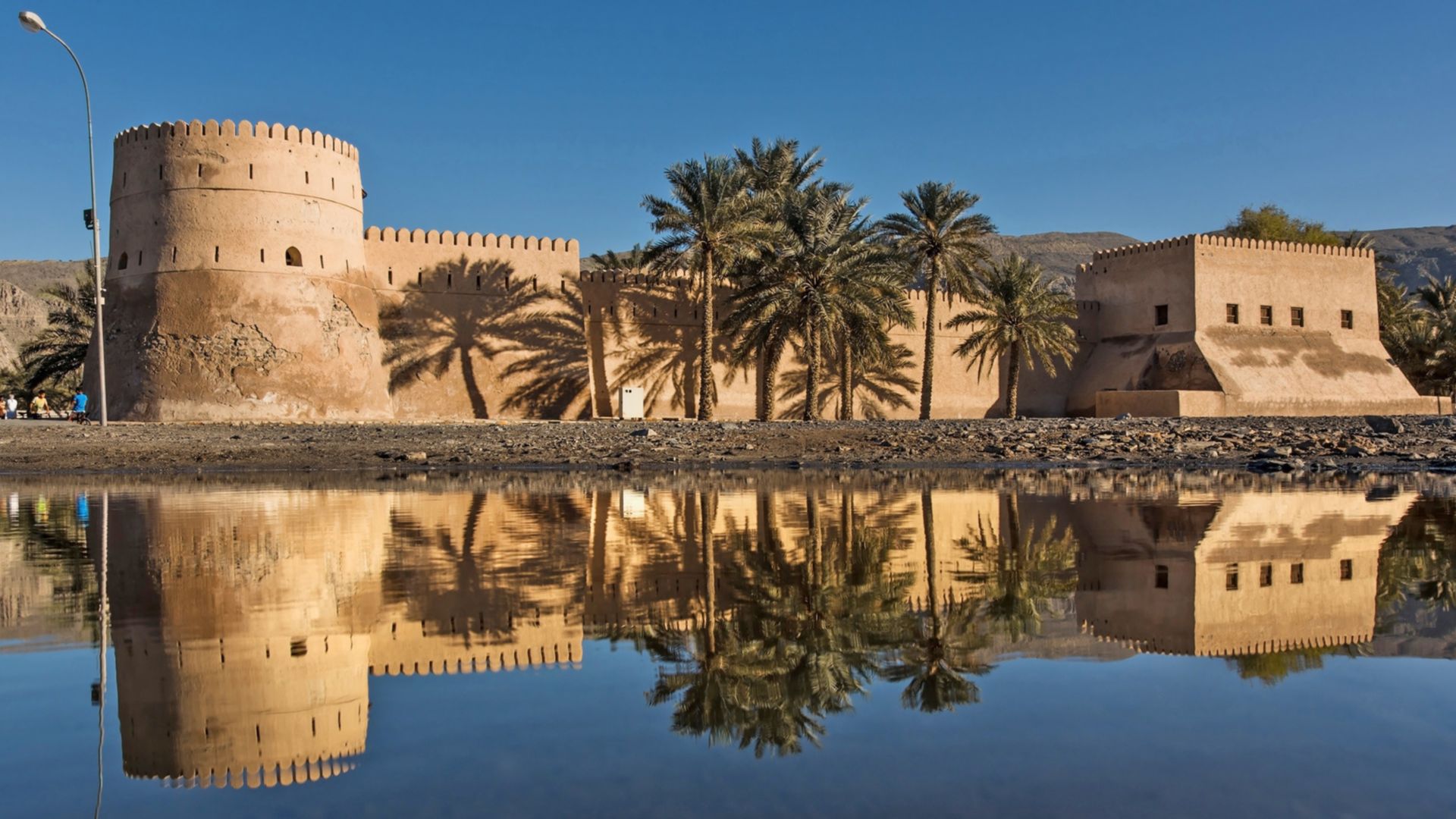Musandam per Dhau & Fort – zwischen Fels und Meer