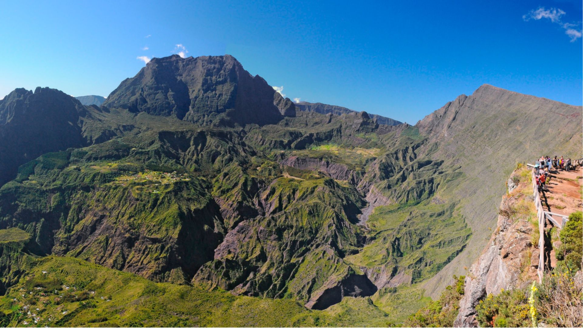 Wanderung entlang des Talkessels Mafate