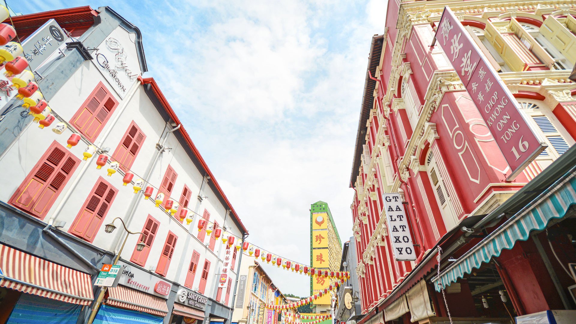beautiful building at chinatown, singapore, city