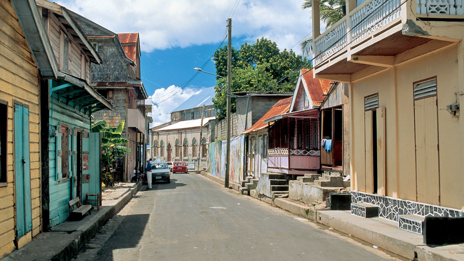 Ursprüngliches St. Lucia mit dem Geländewagen