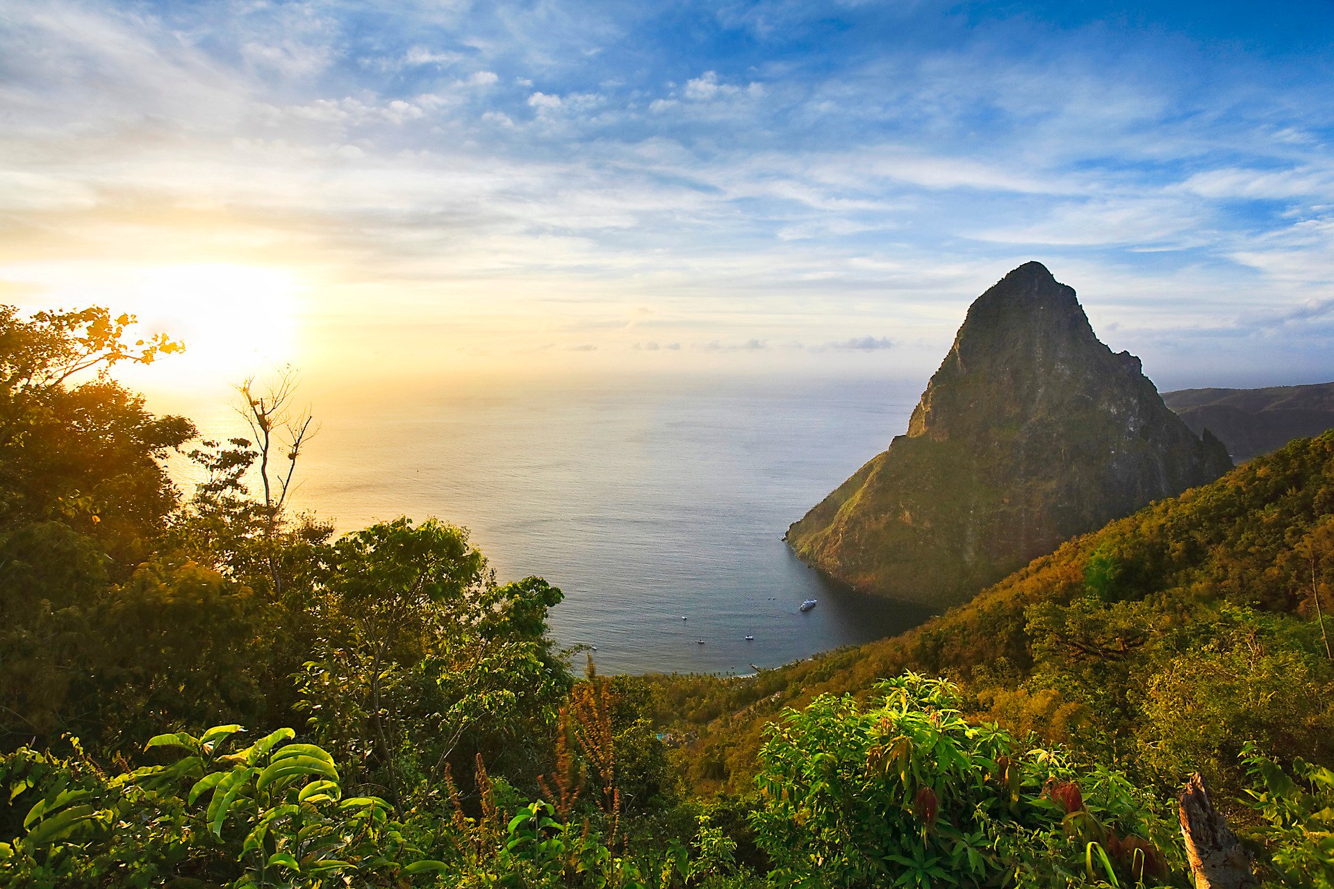 Wanderung mit Ausblick über die "Pitons"