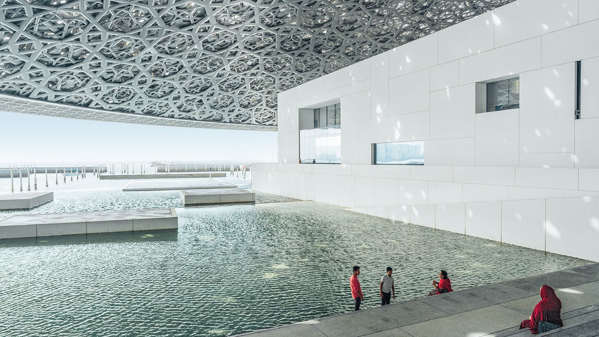Panoramafahrt durch Abu Dhabi und Besuch im Kunstmuseum Louvre