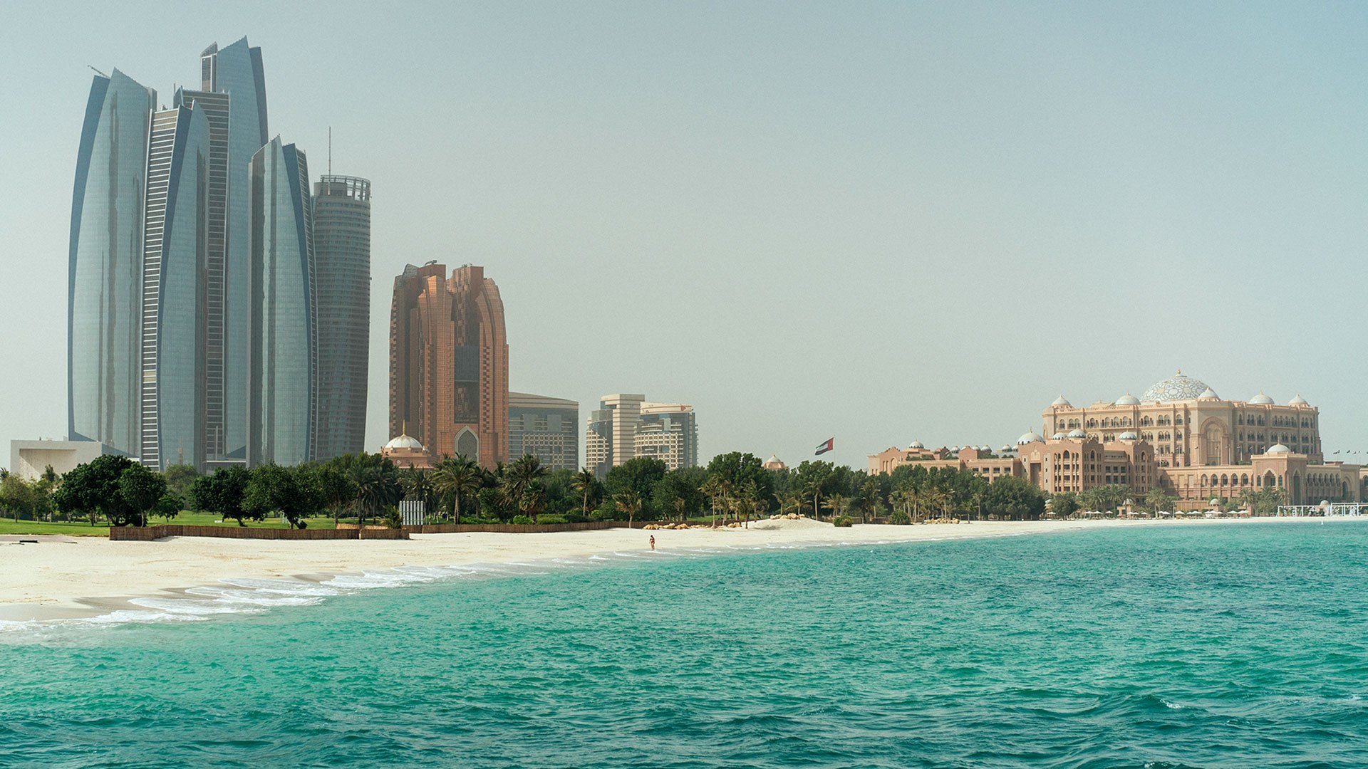 Komm an Land: Panoramafahrt entlang Abu Dhabis Highlights