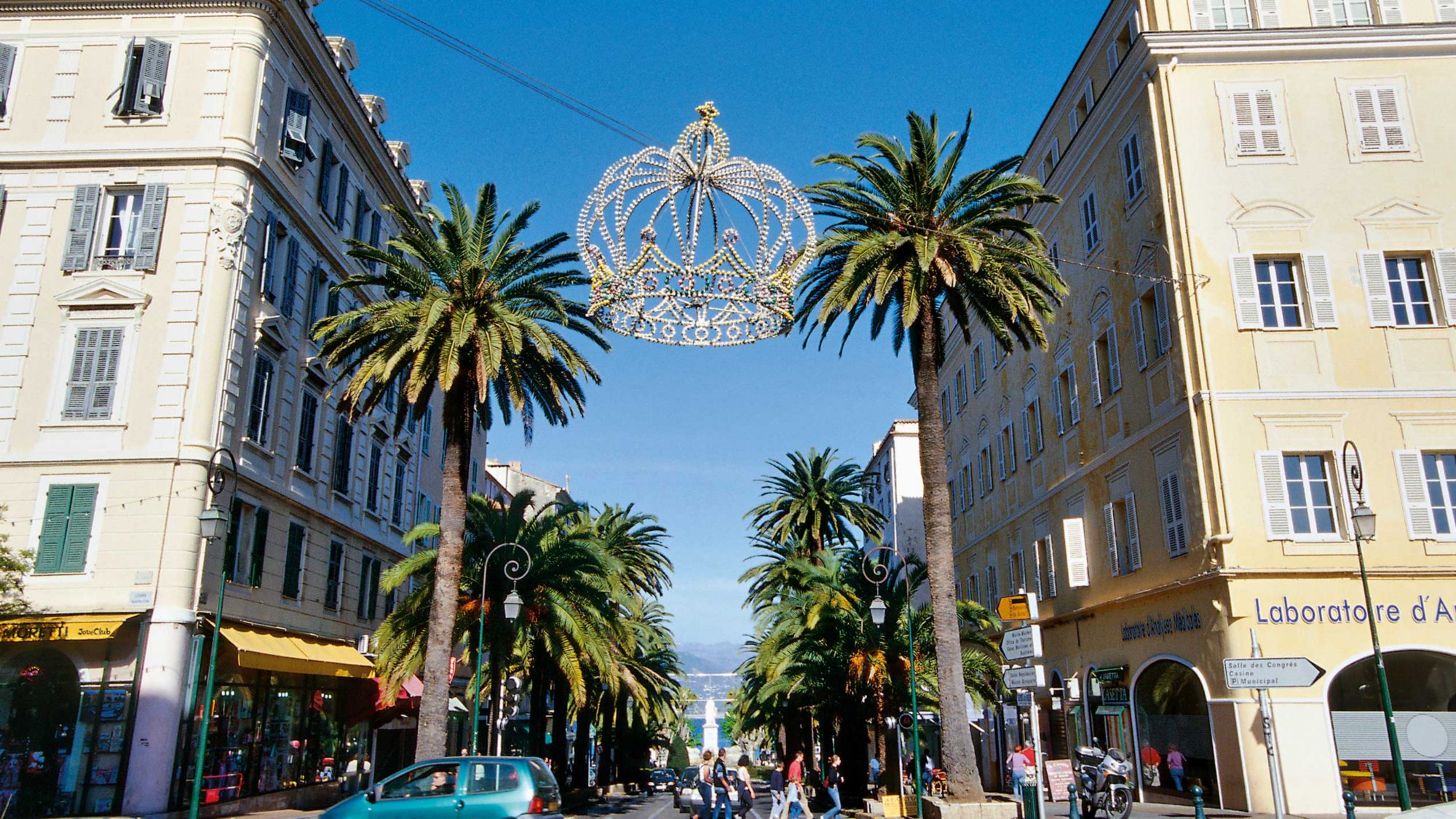 PRIVAT-Tour: Ajaccio - ganztags - Van