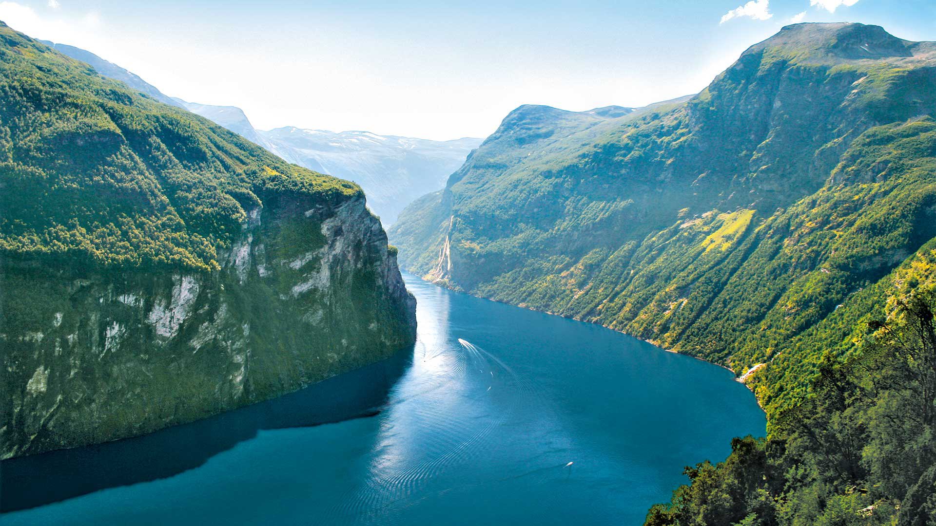 Bootsfahrt auf dem Hjørundfjord