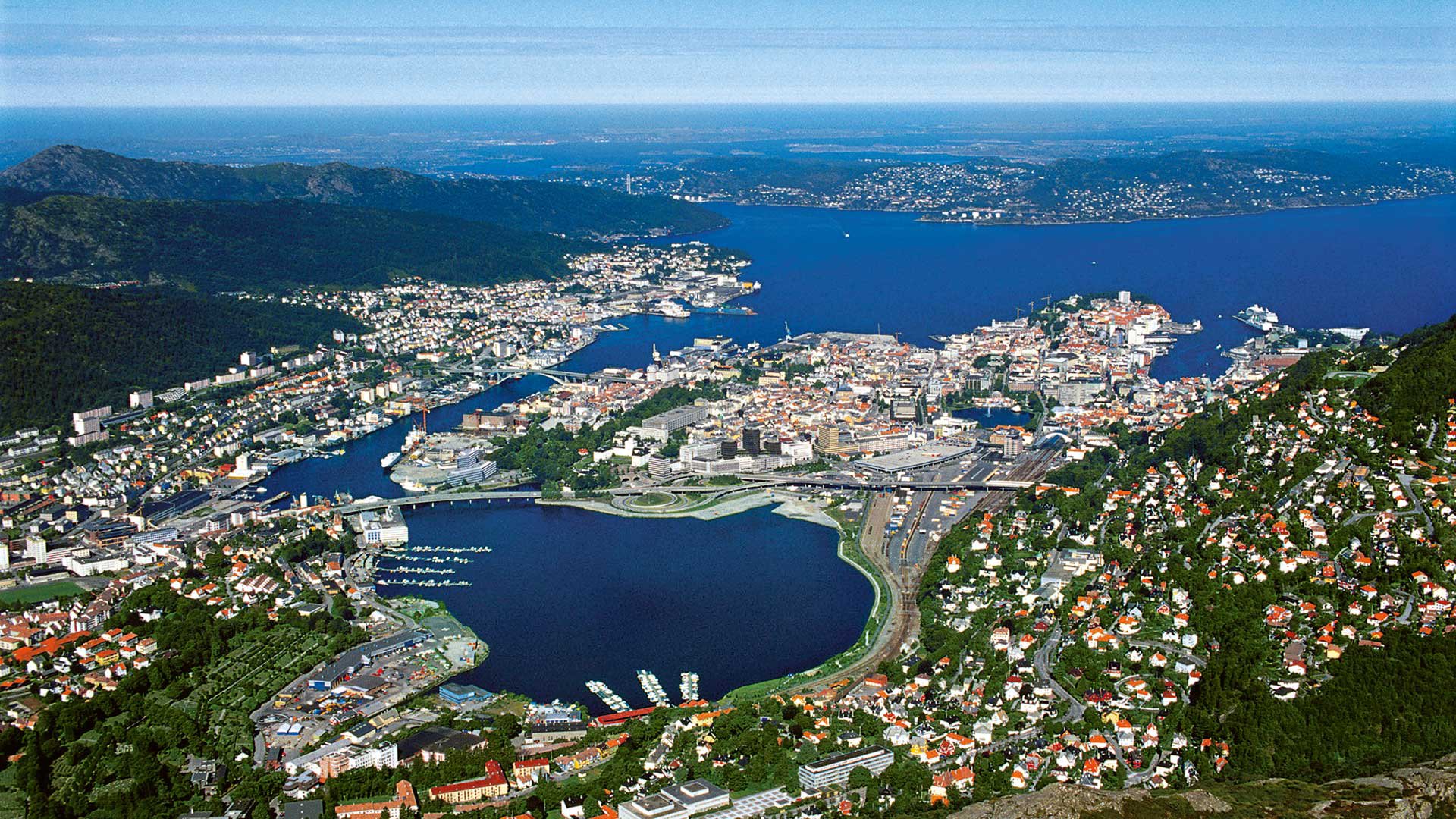 Mit der Seilbahn auf den Berg Ulriken