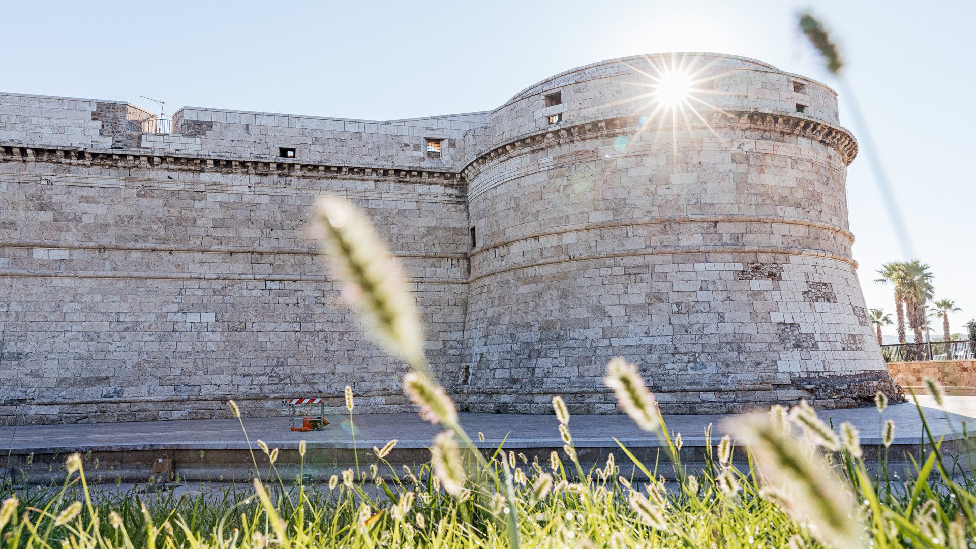 AIDA, AIDAcosma, Reise Mediterrane Schaetze, Italien, Civitavecchia, Ausflug, Stadtbesichtigung, Stadtspaziergang, Fortezza Michelangelo 

Fotograf: Thomas Roetting