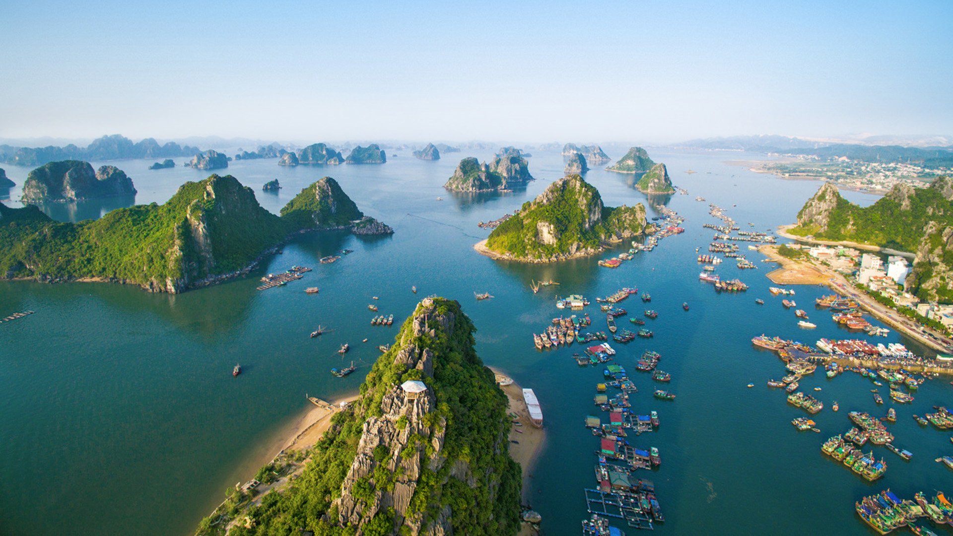 Bucht von Halong und Bay-Chay-Markt 