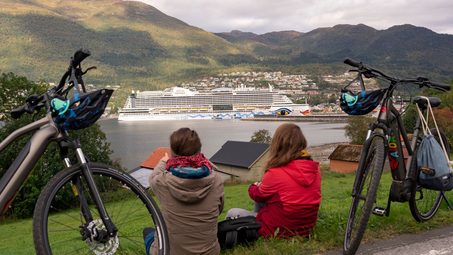 Entlang der Seen mit dem E-Bike