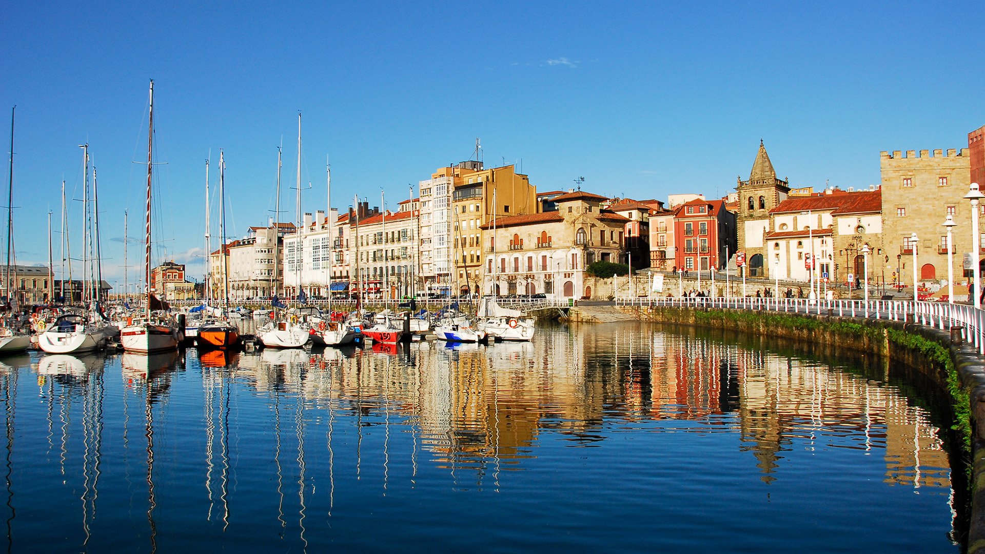 Maritimes Flair in Gijón und Avilés