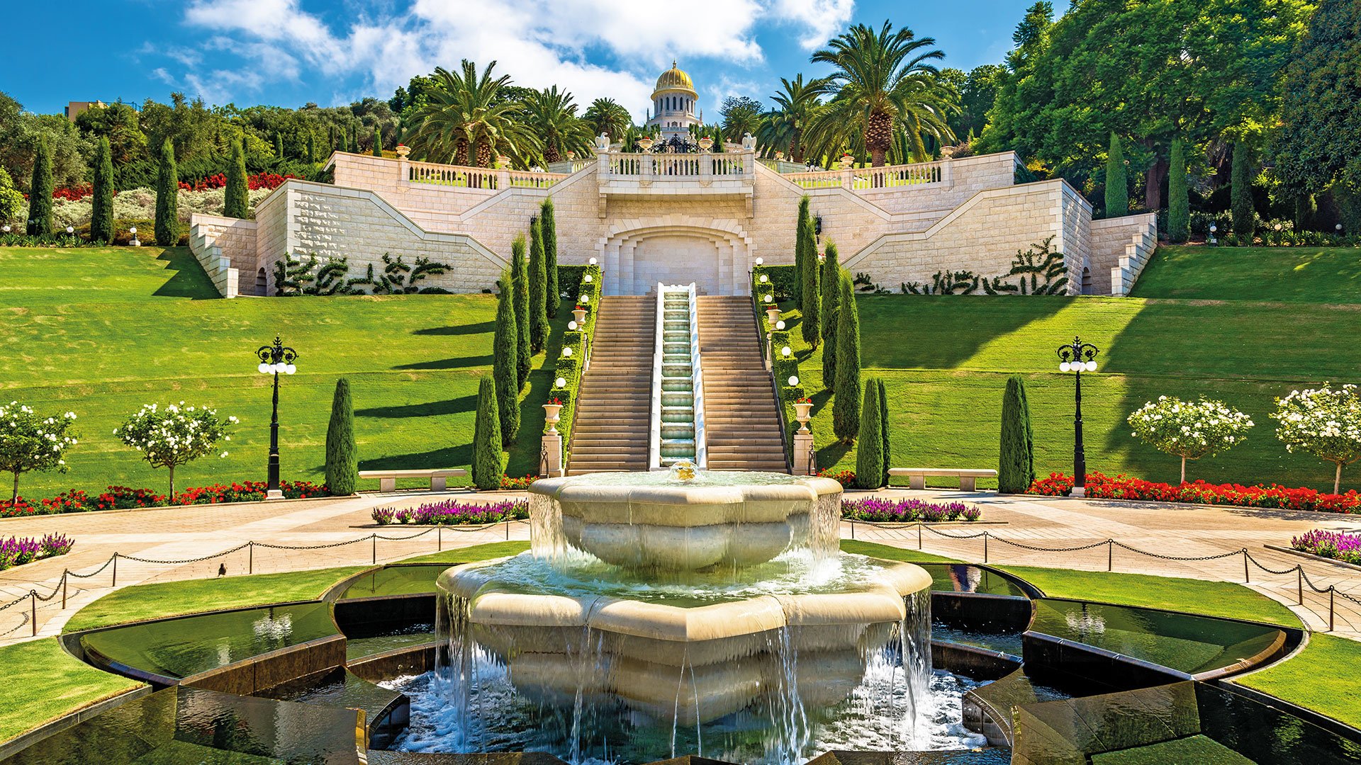 Shrine of the Bab and lower terraces at the Bahai World Center in Haifa