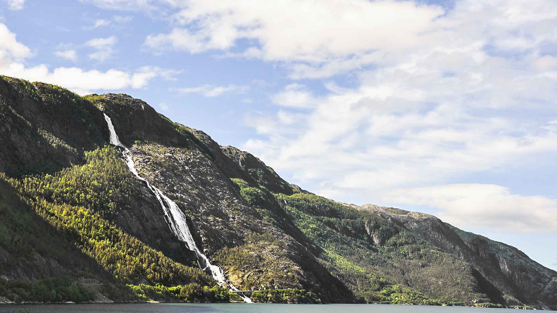 Akrafjord, Langfoss, Langfossen, Wasserfall, Sommer, Norwegen
