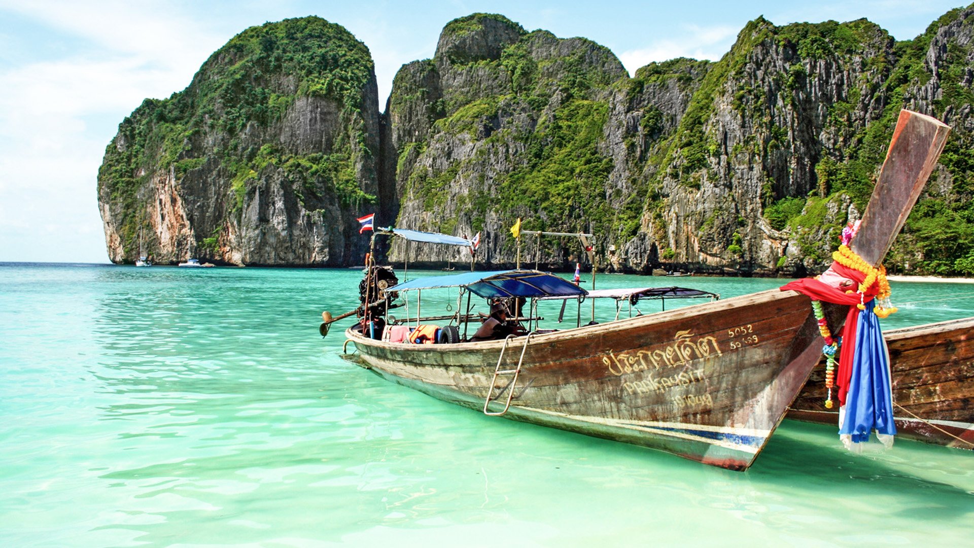 Mit dem Boot zur Insel Ko Phi Phi und Entspannen
