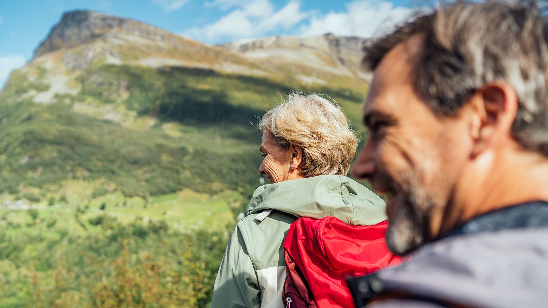Leichte Wanderung durch die Natur Norwegens