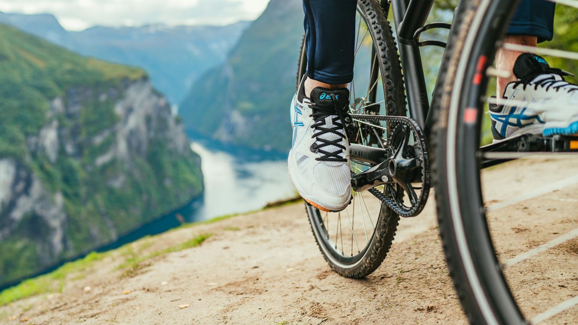 Kultur und Natur mit dem E-Bike erfahren