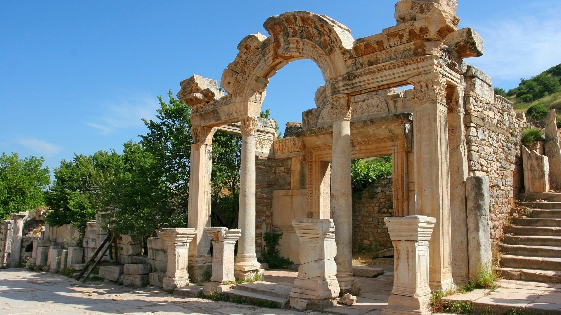 Temple of Hadrian, Ephesus, Turkey; Shutterstock ID 11041882; purchase_order: 25806 at; job: ; client: AIDA Cruises; other: 