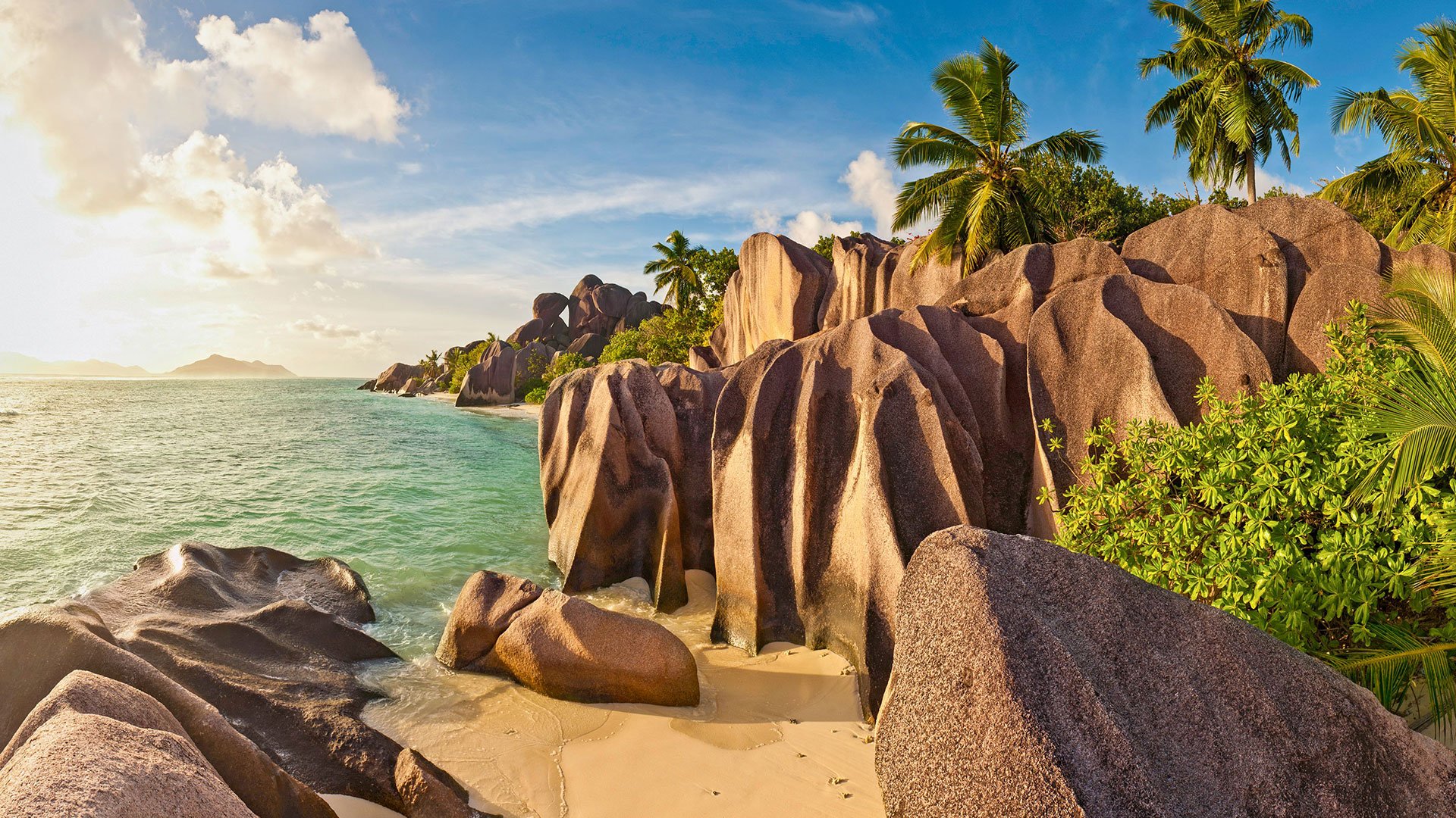 La Digue per Rad: Strände, Kokosnüsse und Granitfelsen