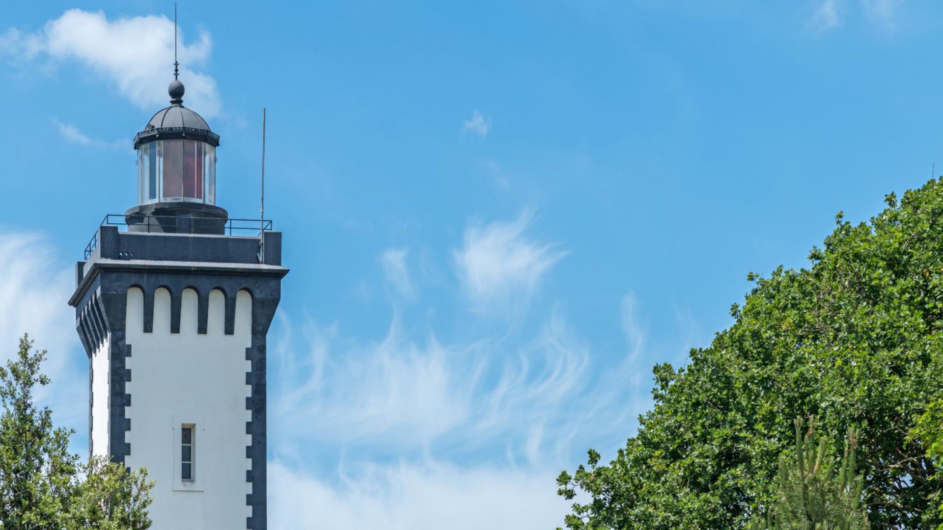 Unsere Tipps für Ihre PRIVAT- Tour durch Le Verdon Erkunden Sie den friedlichen Ort Verdon- sur- Mer mit dem berühmten Leuchtturm von Cordouan