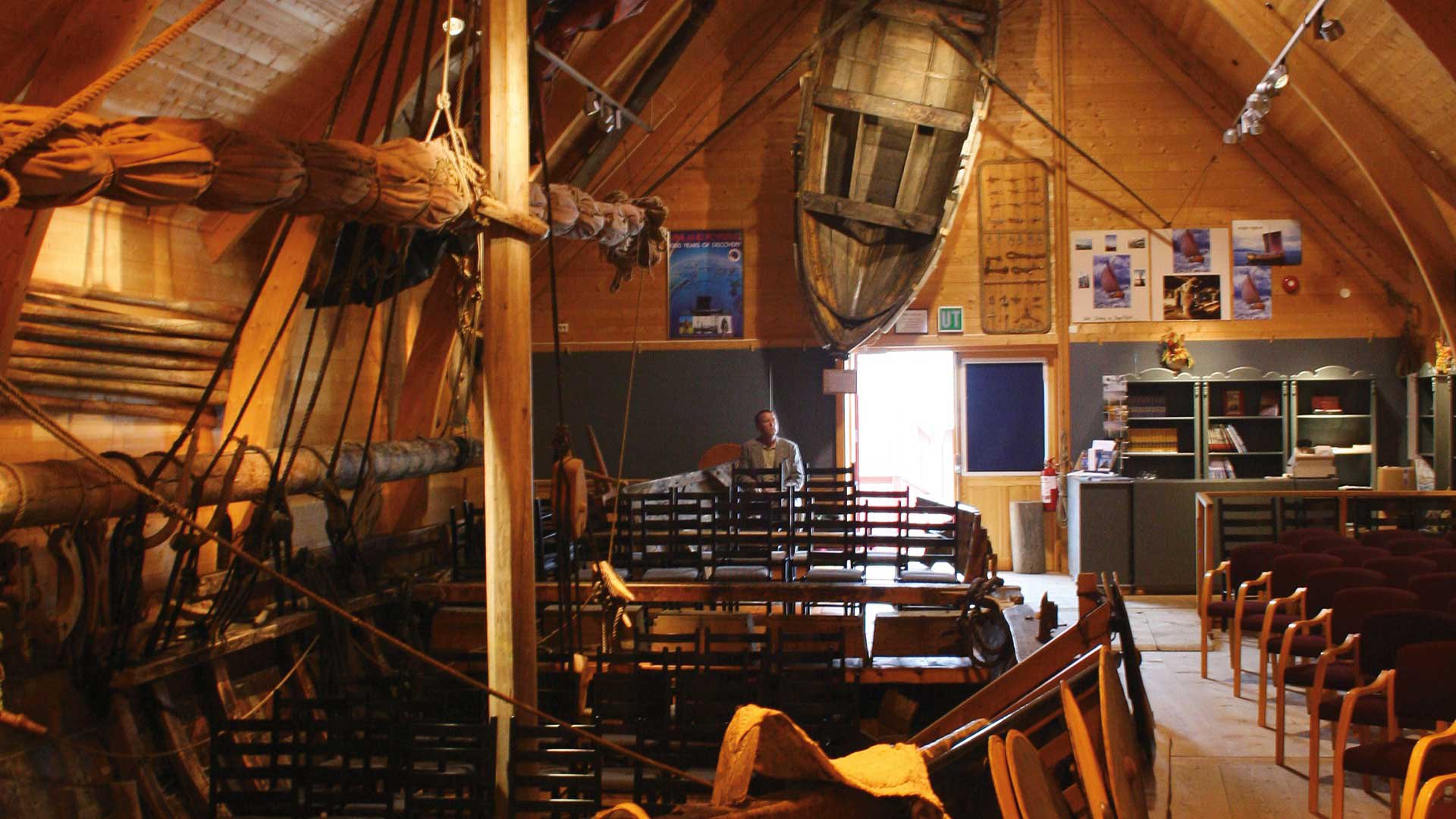 Durch Wald und Flur zum Romsdal-Volksmuseum