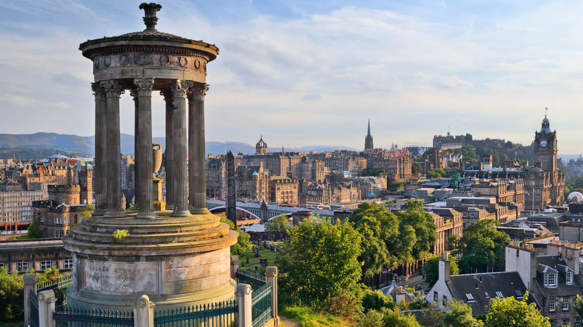 Panoramafahrt durch Edinburgh und Schlossbesichtigung