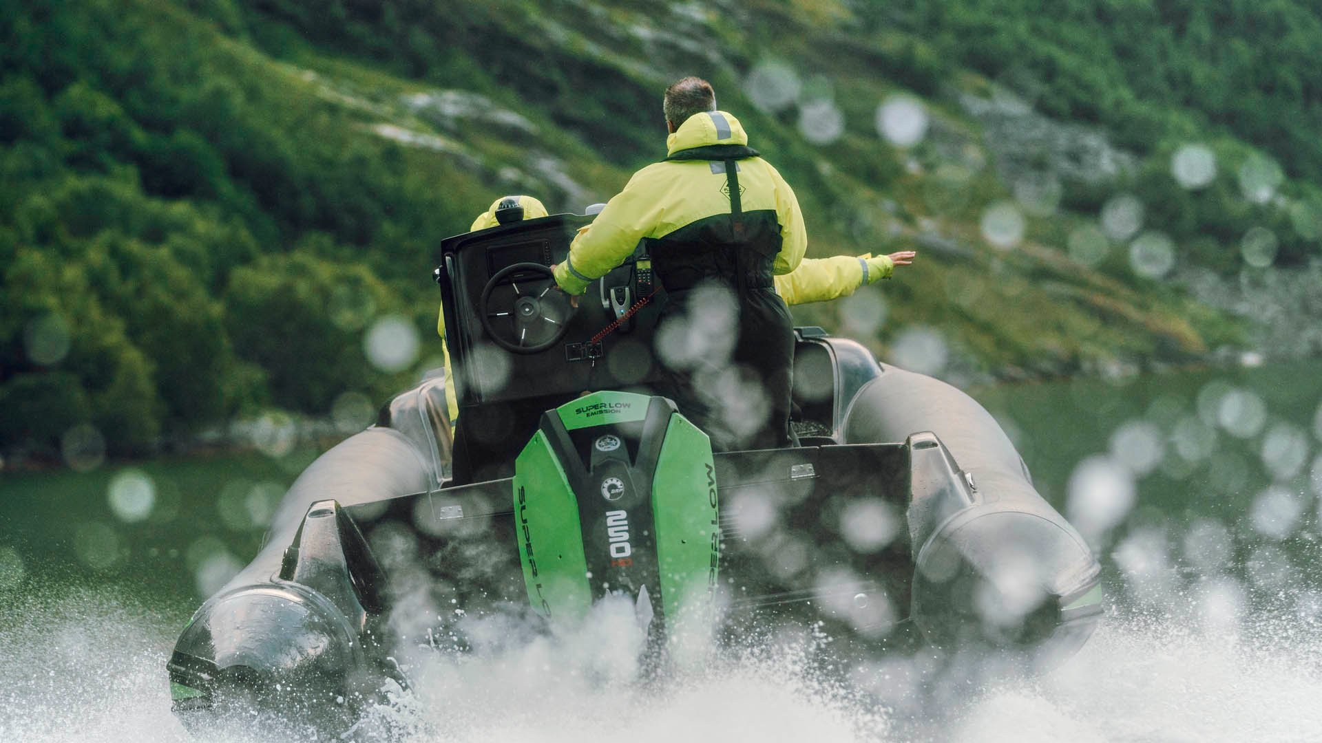 RIB Boot Abenteuer und Flusskrebse