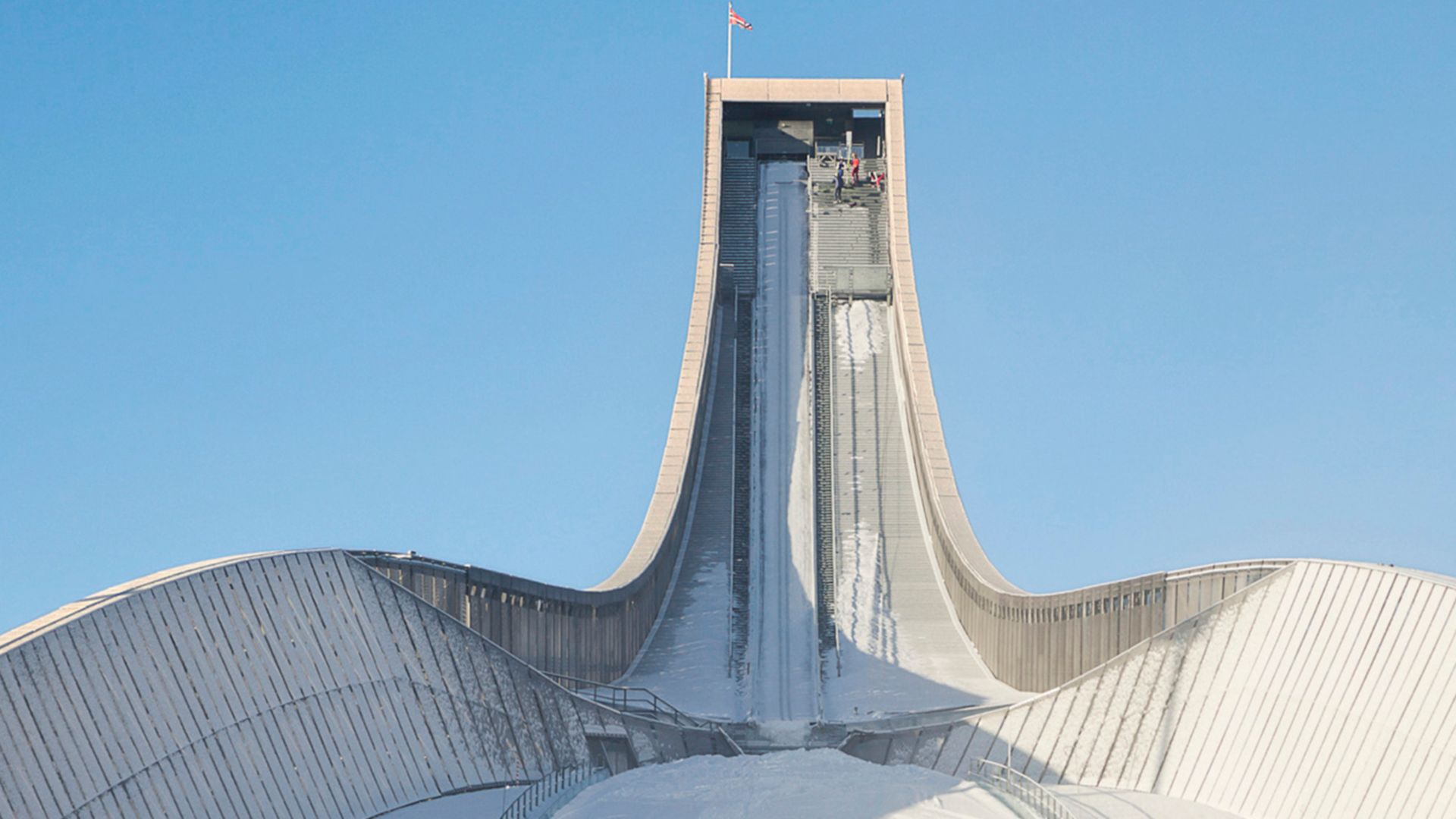 Stadt mit Holmenkollen-Sprungschanze und Vigeland-Skulpturenpark