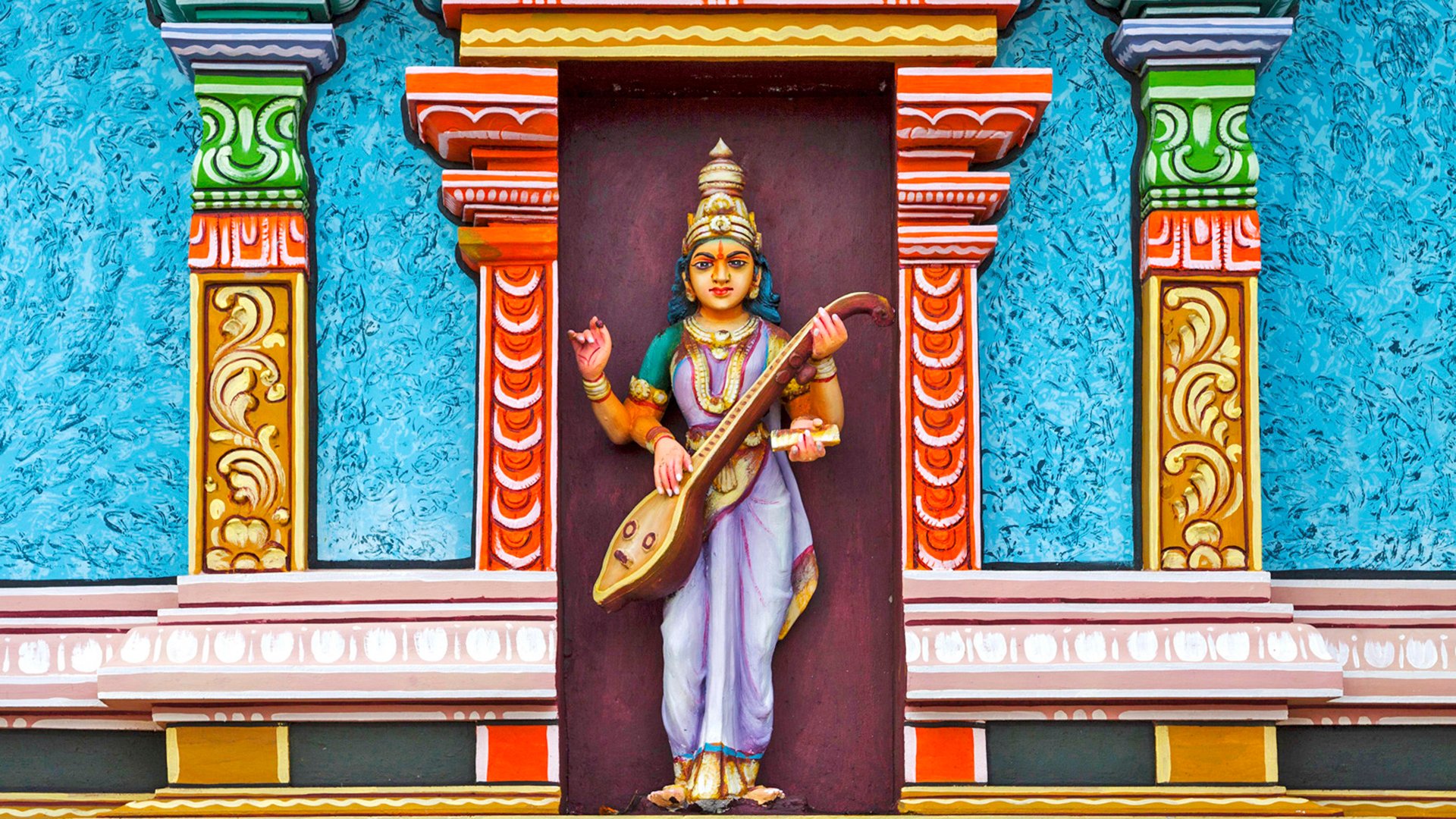 Statue of a god, Hindu temple, Rose Belle, Mauritius, Africa