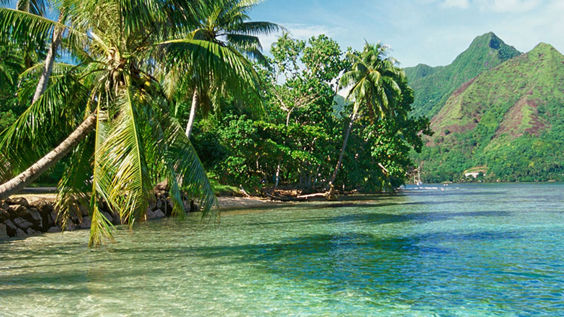 Mit dem Katamaran zur Moana Lagune