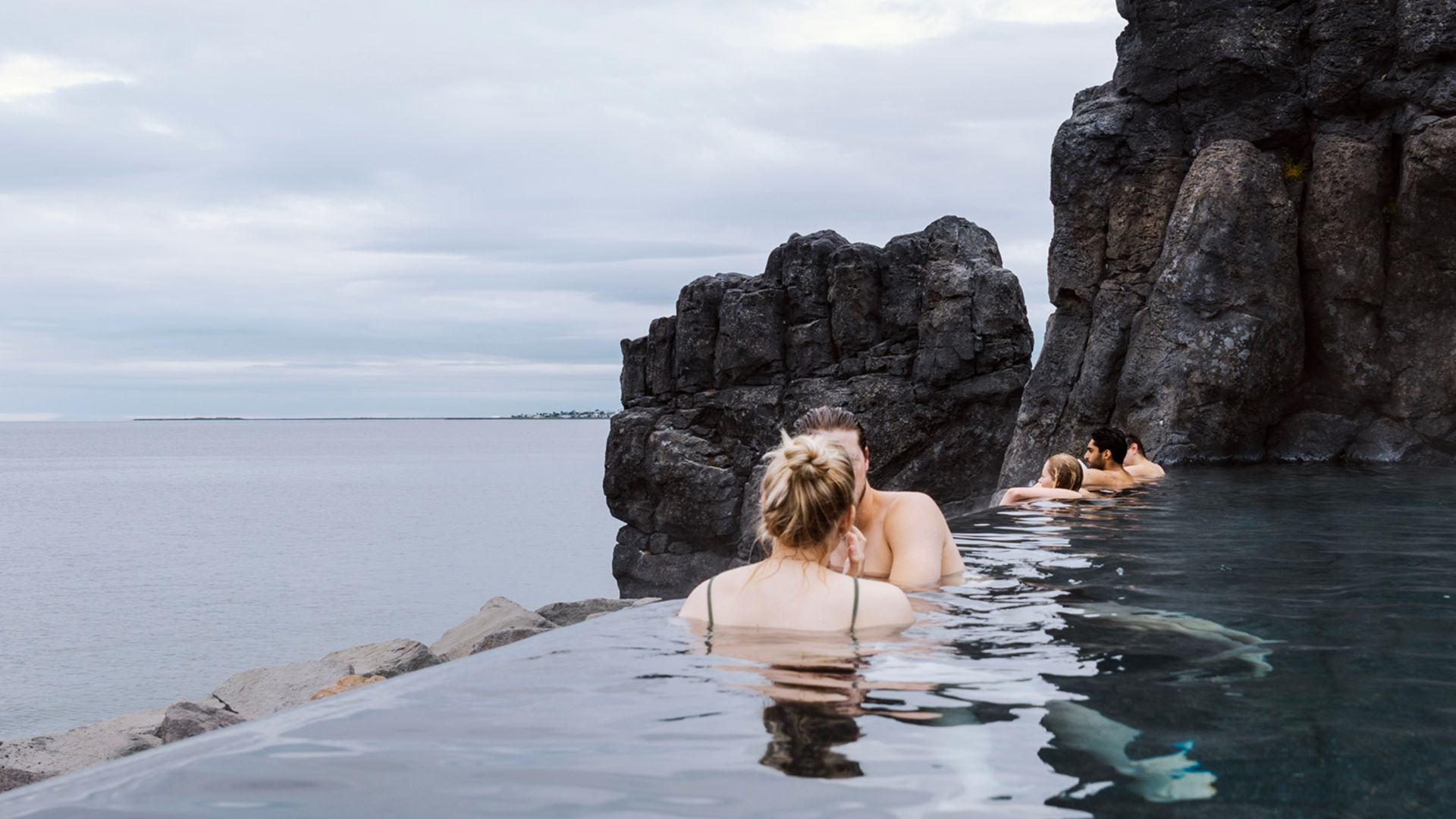 Sky Lagoon: Der natürliche Infinity Pool & Stadtrundfahrt