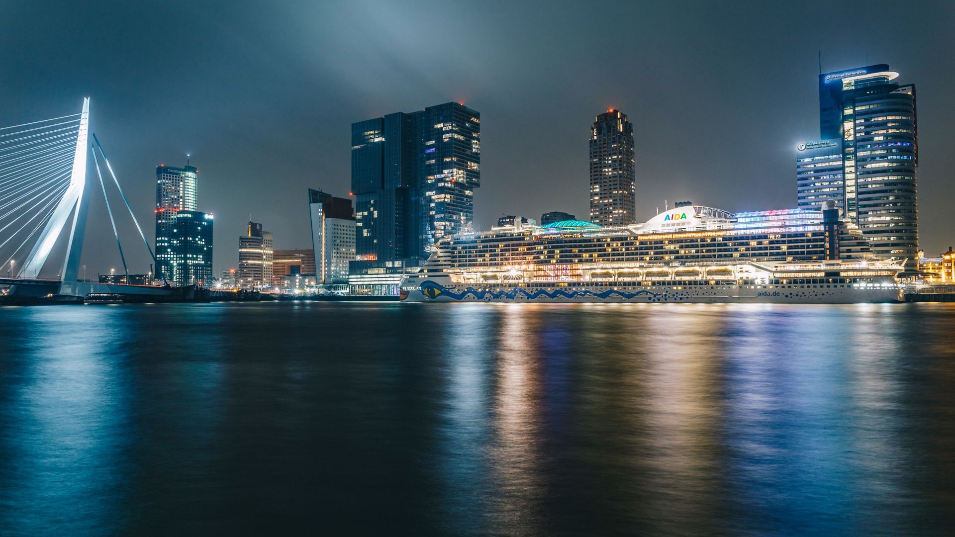 Rotterdam bei Nacht und Bartour