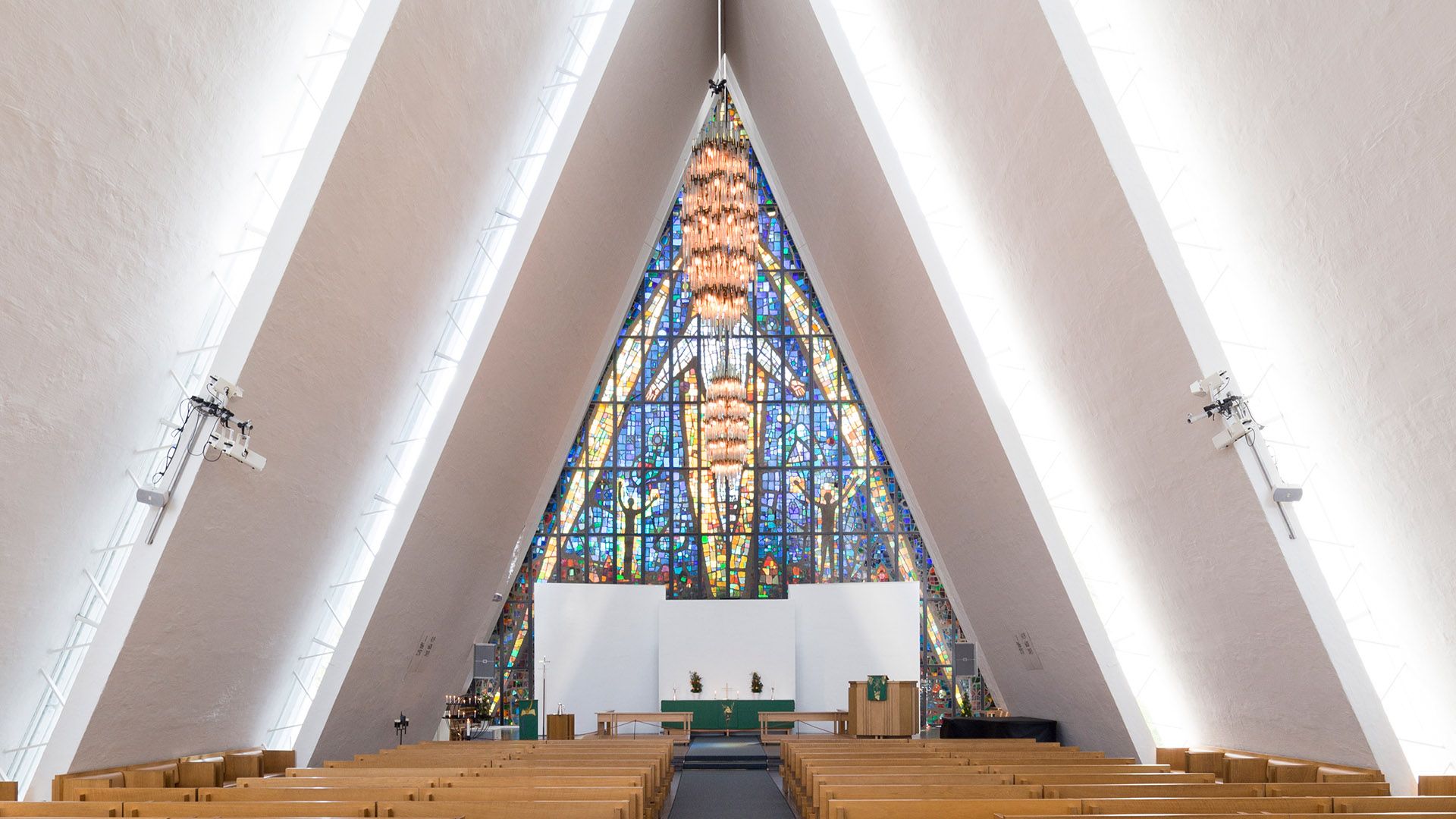 Zum exklusiven Orgelkonzert in die Eismeerkathedrale