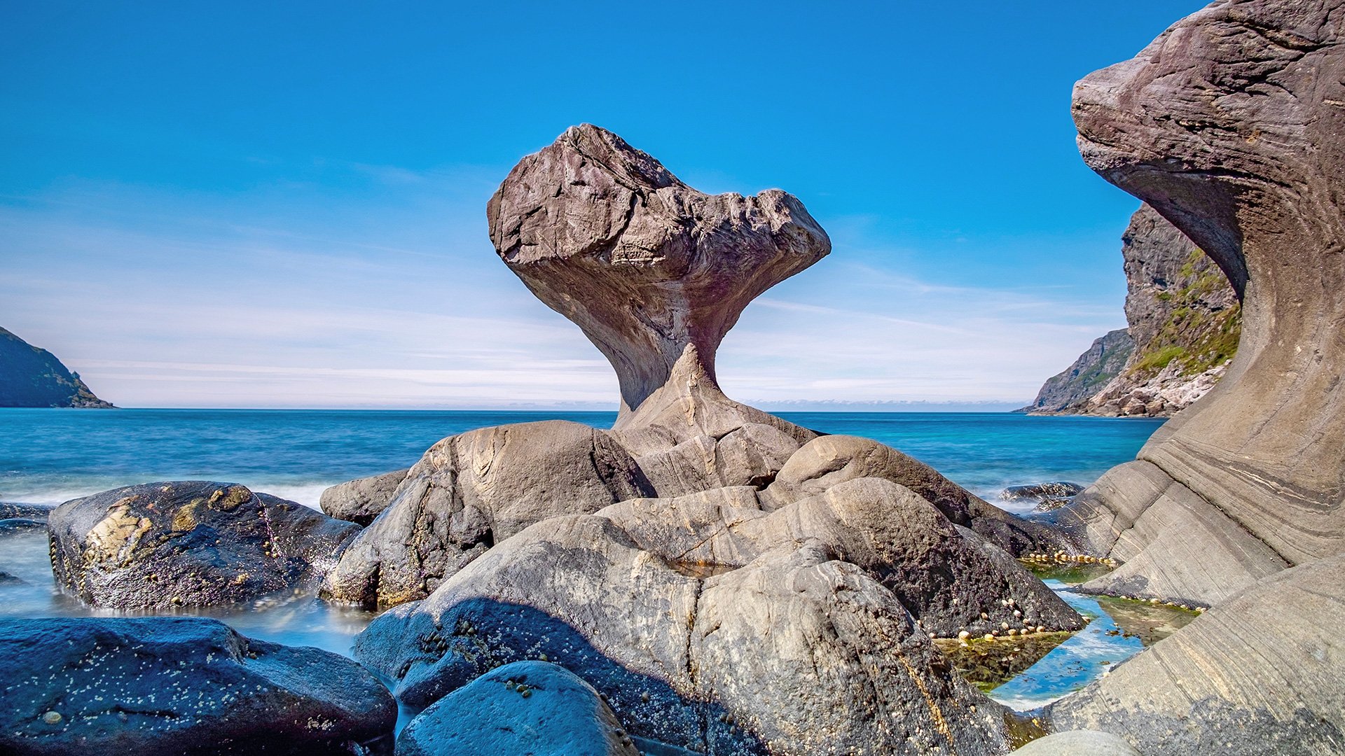 Kannesteinen, Måløy, Norway