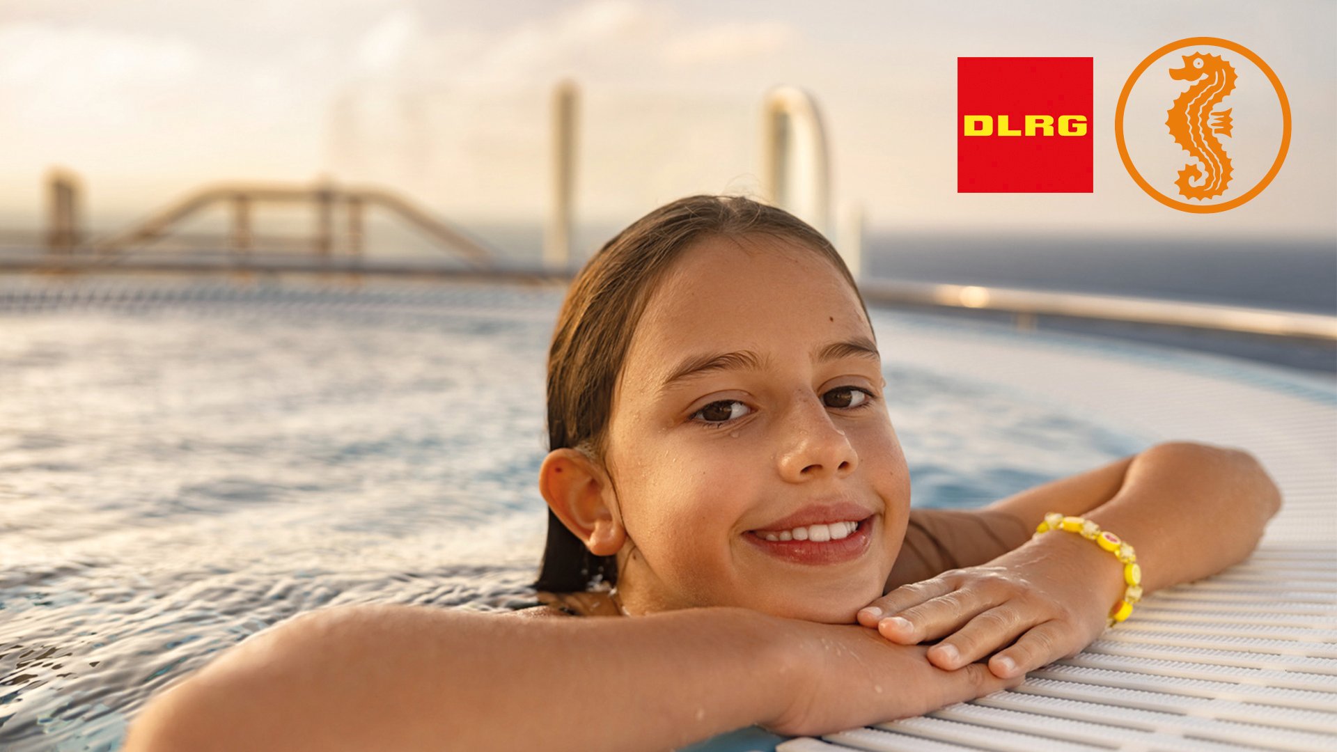 Schwimmen lernen an Bord: AIDA Cruises führt Seepferdchenkurse ein