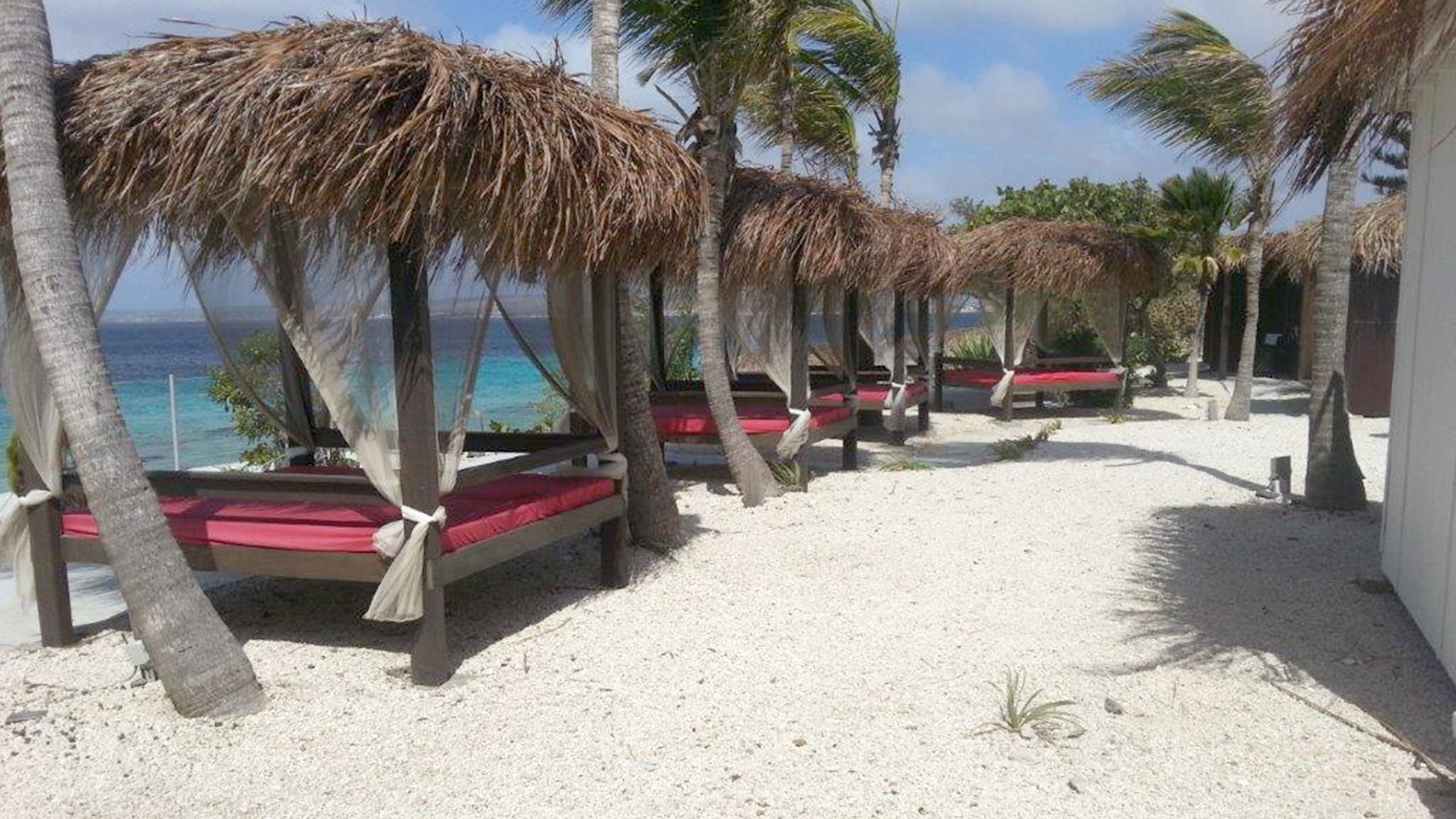 Exklusiv in kleiner Gruppe: Inselrundfahrt und Strand
