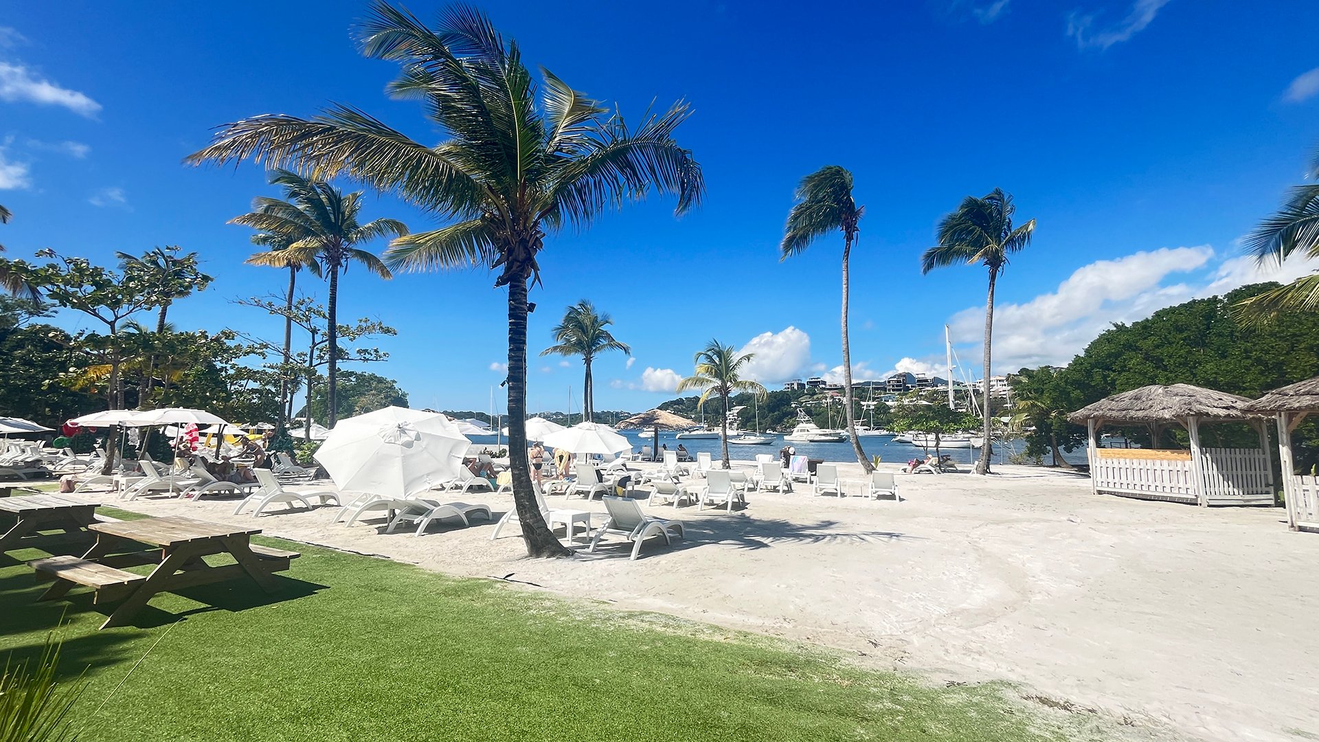 Ein halber Tag im Beach Club