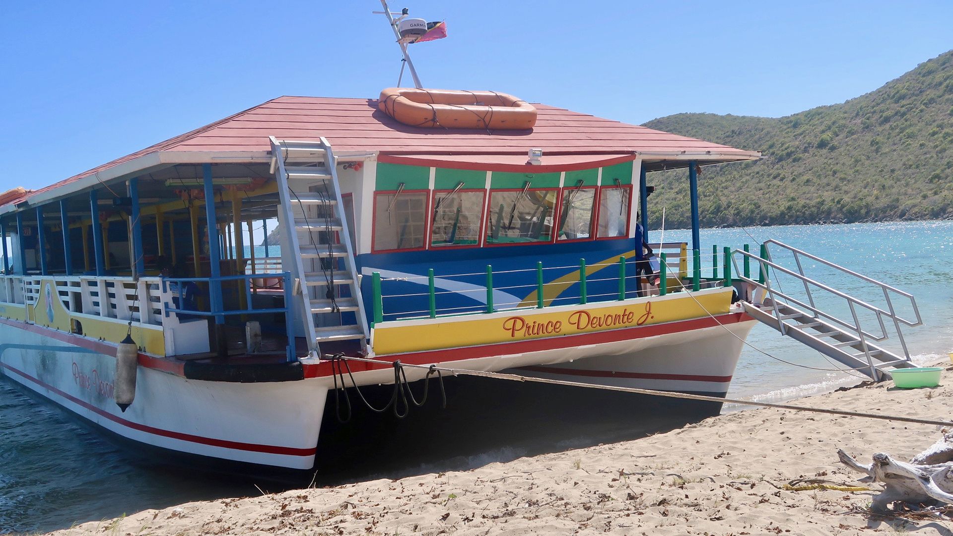 Karibik pur: Bootsfahrt, Musik und Strand