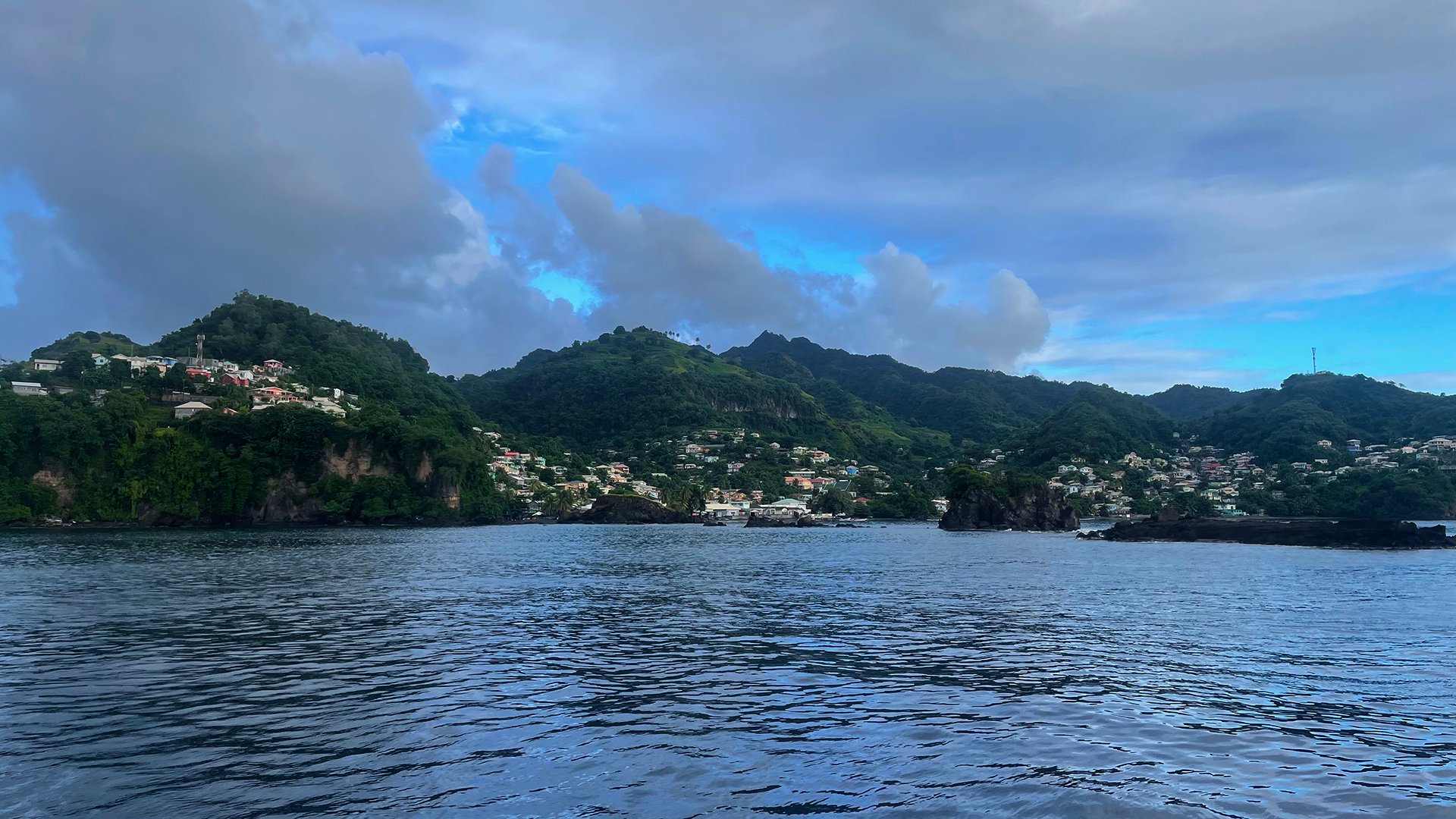 Mit dem Katamaran zum Sonnenuntergang