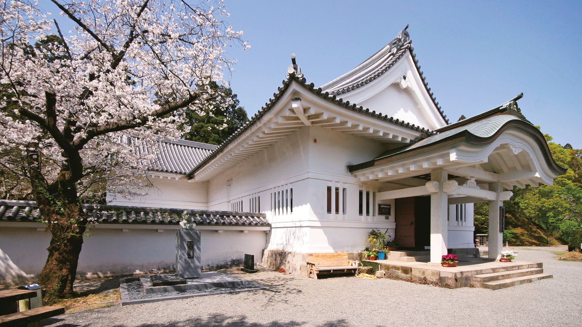 Insel Aoshima und Ruinen der Obi Burg