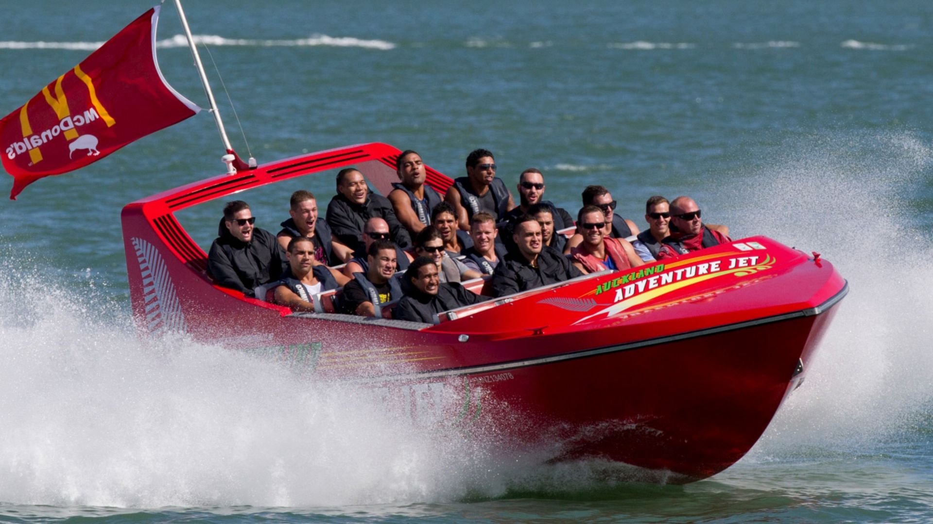 Jetboat Tour durch Aucklands Hafen
