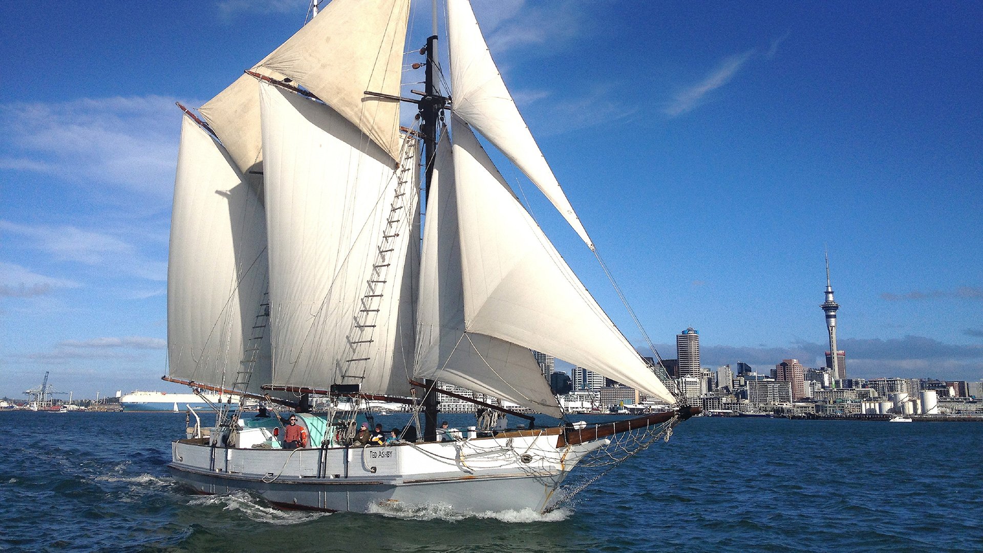 City of Sails: Segeltour und Schifffahrtsmuseum