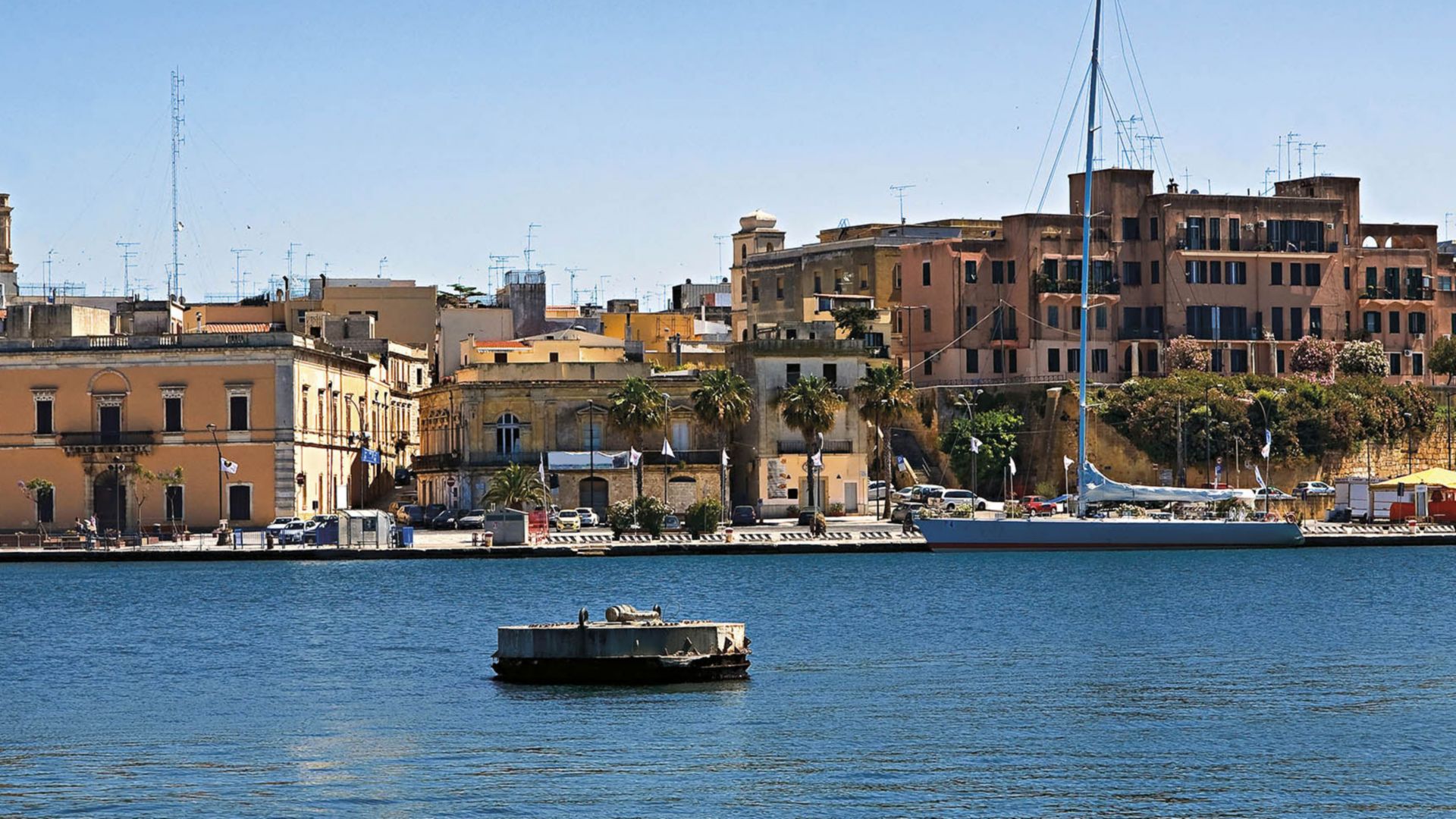 Brindisi entdecken: Kirche