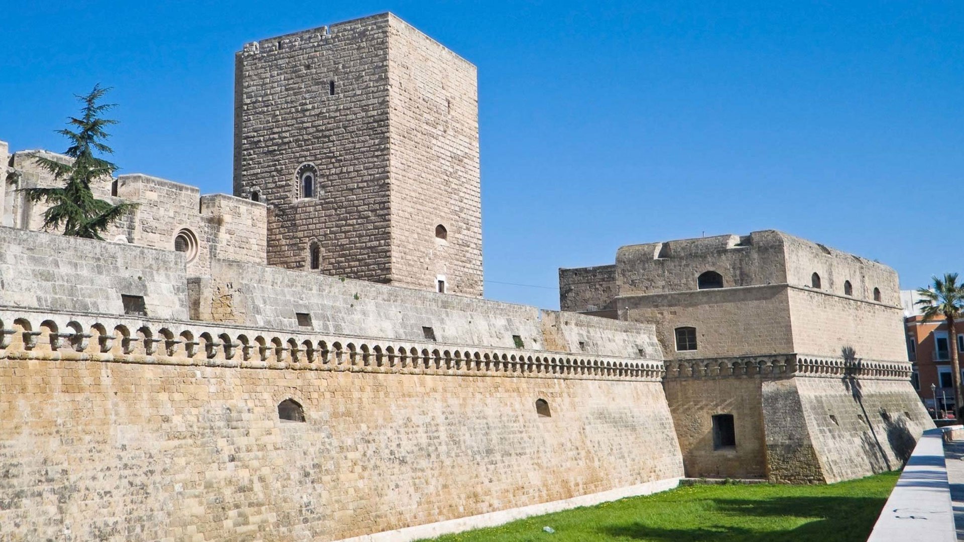 Highlights von Bari und Alberobello erleben