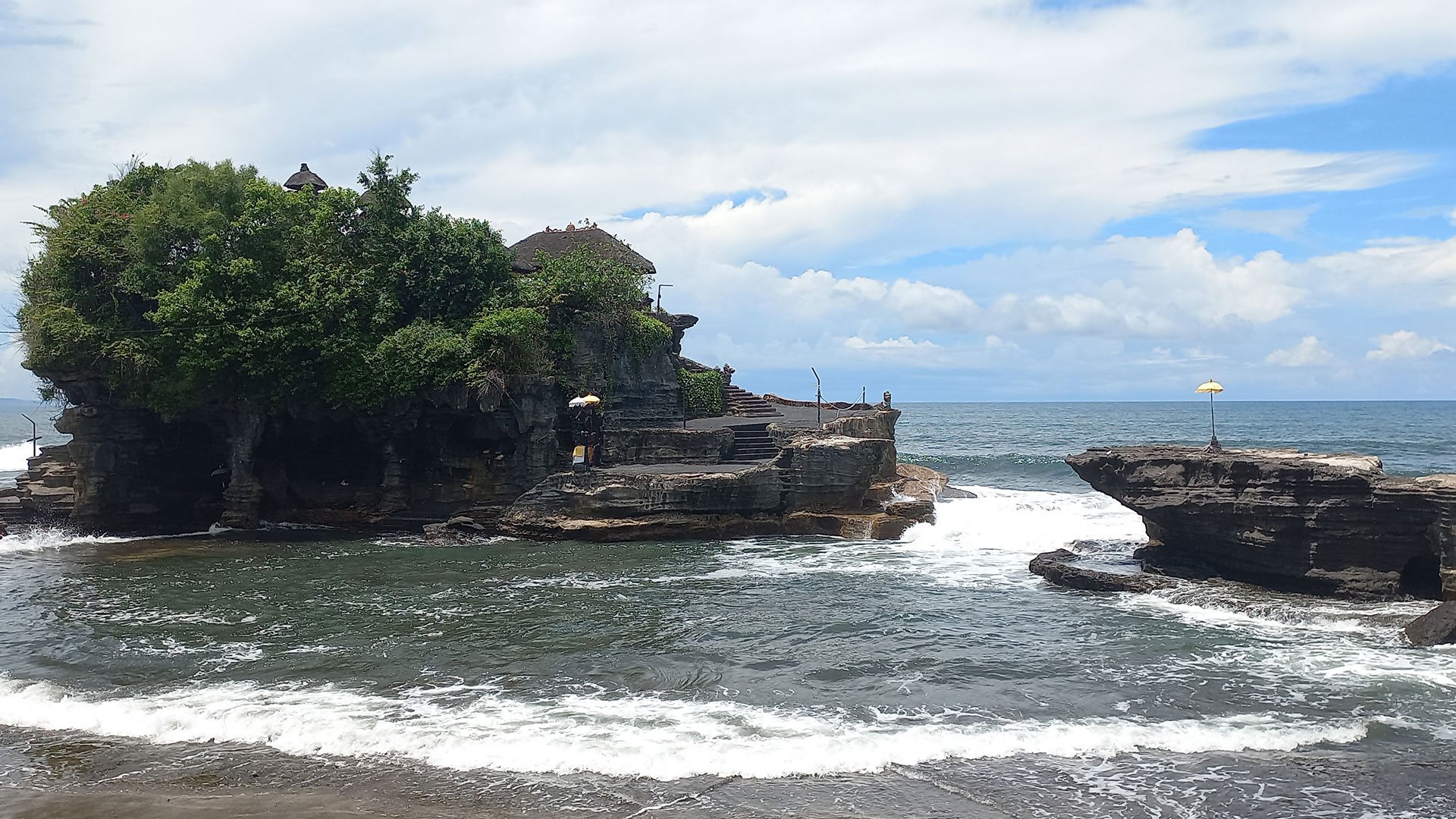 Balis Höhepunkte: Tanah Lot Tempel, Affenwald und Taman Ayun Tempel